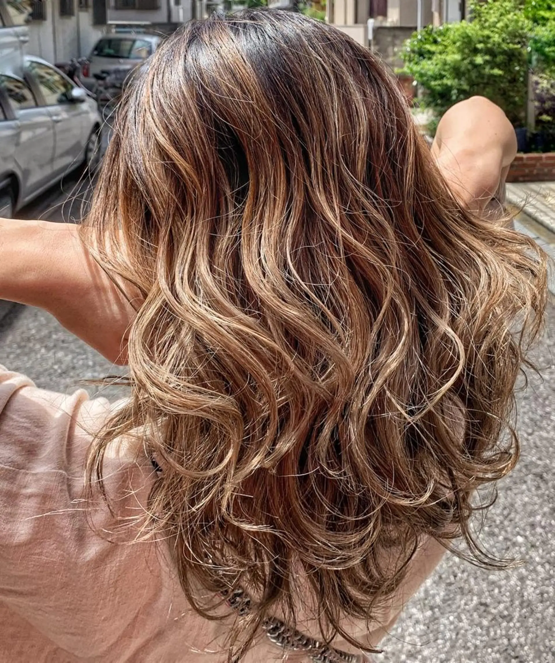 セミロング レイヤーカット ✨髪質改善✖︎韓国 レイヤー✨ナカムラのヘアスタイル