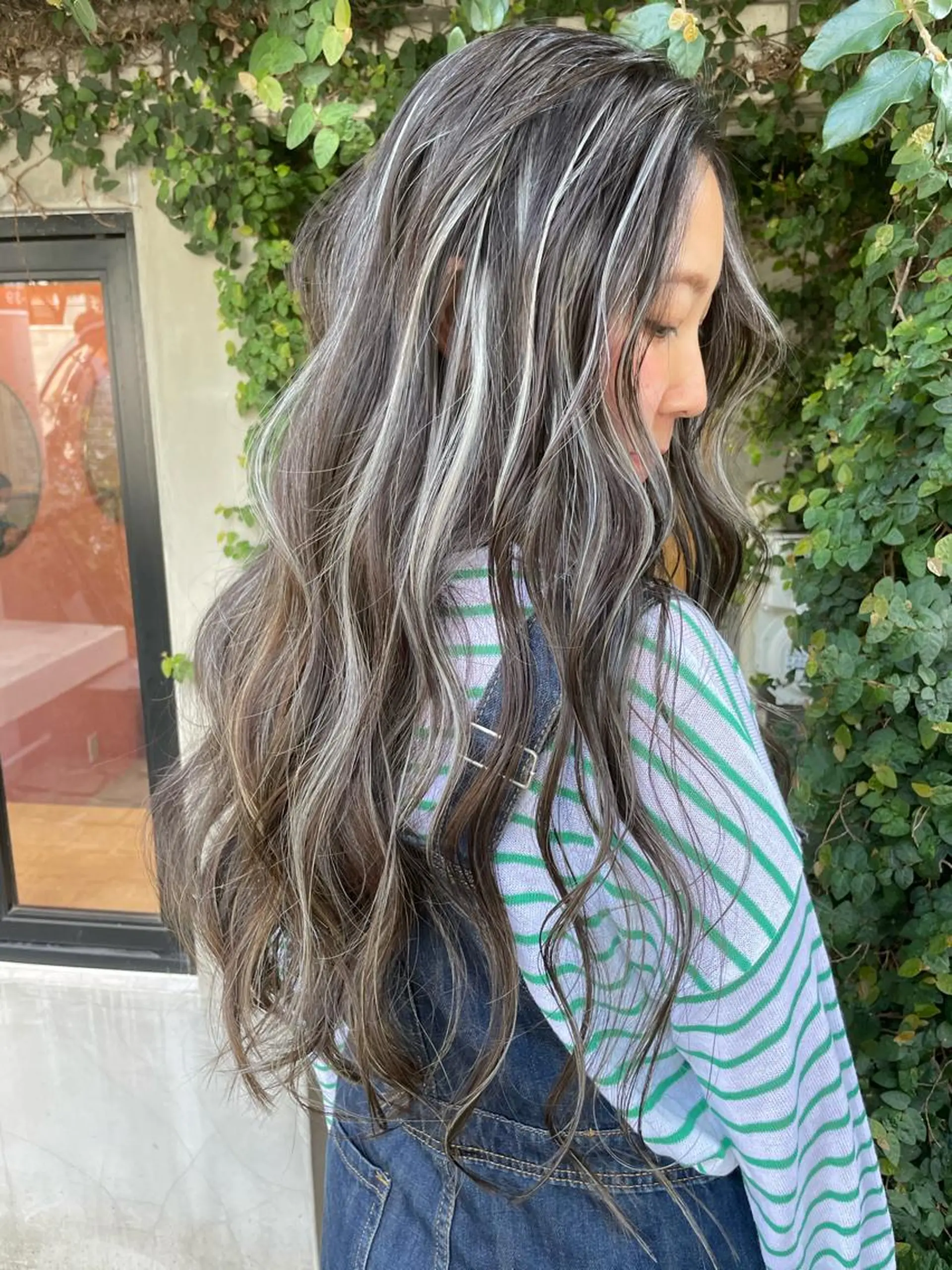 ロング salowin 原宿 aroa所属・韓国／ハッシュカット ／透明感カラー／金野のヘアスタイル