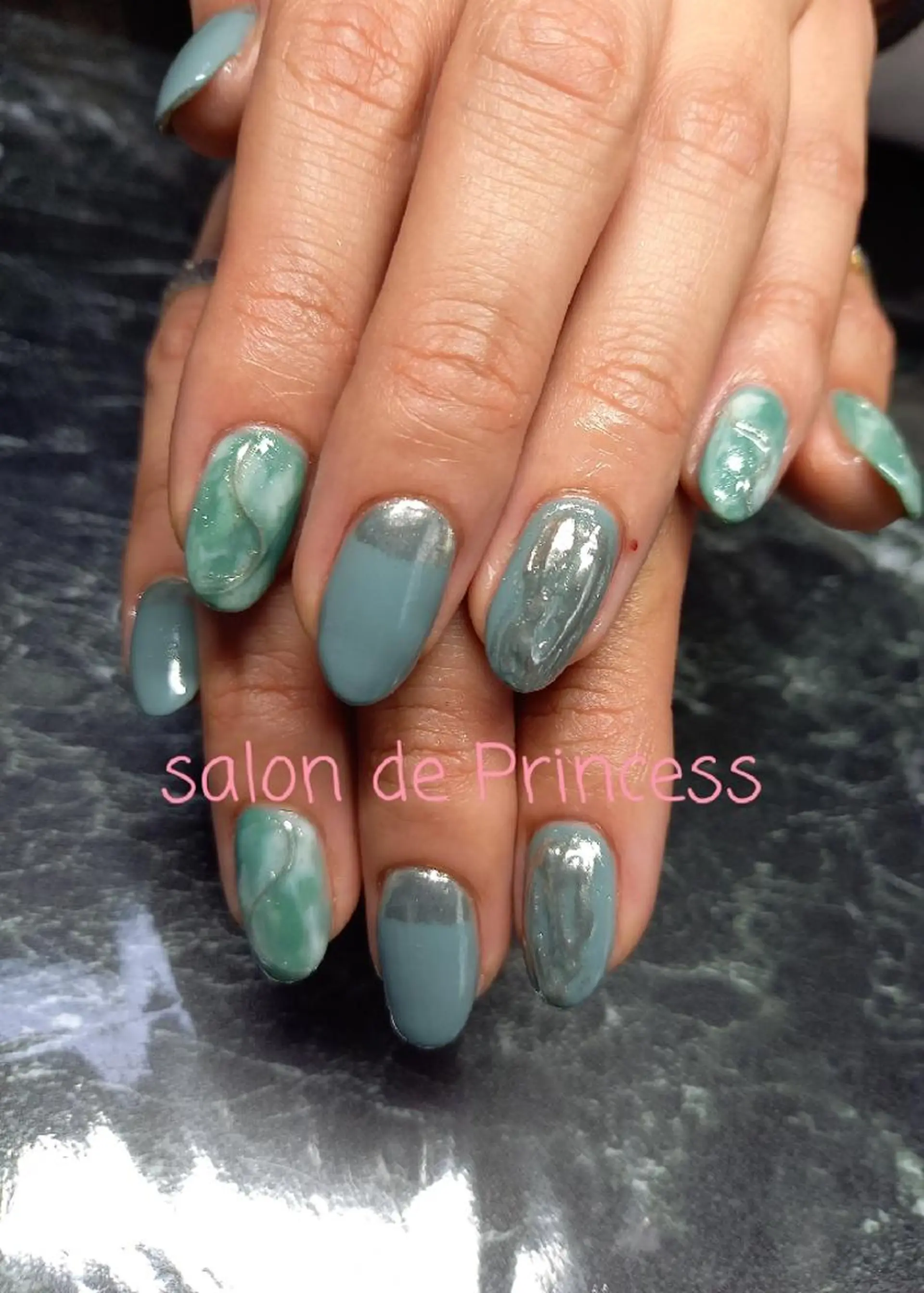 ネイル salon de Princess所属・salon de  Princessのネイルデザイン
