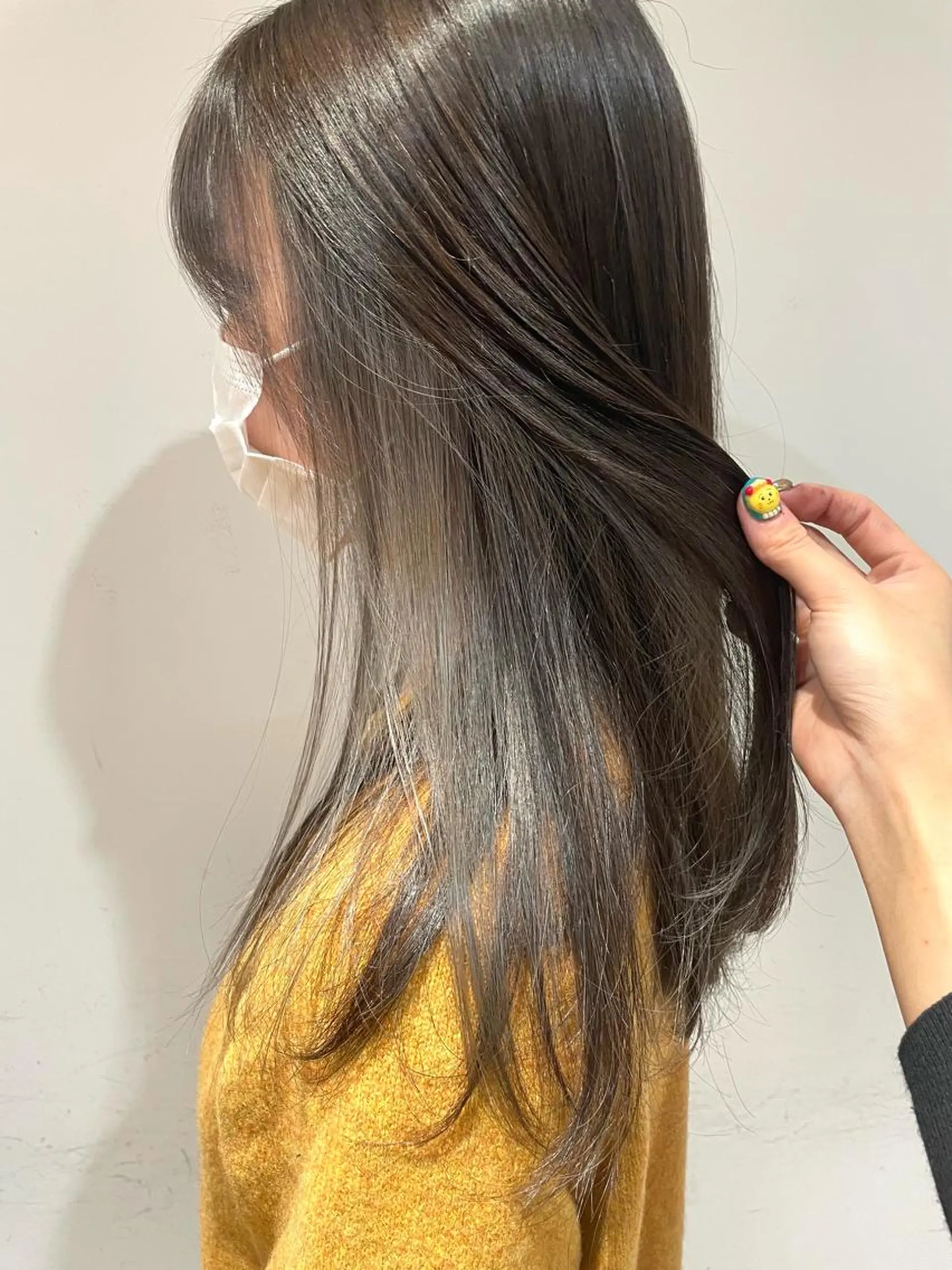 ロング カラー ブリーチ 🌈🌸あおき みちる🌟💗のヘアスタイル