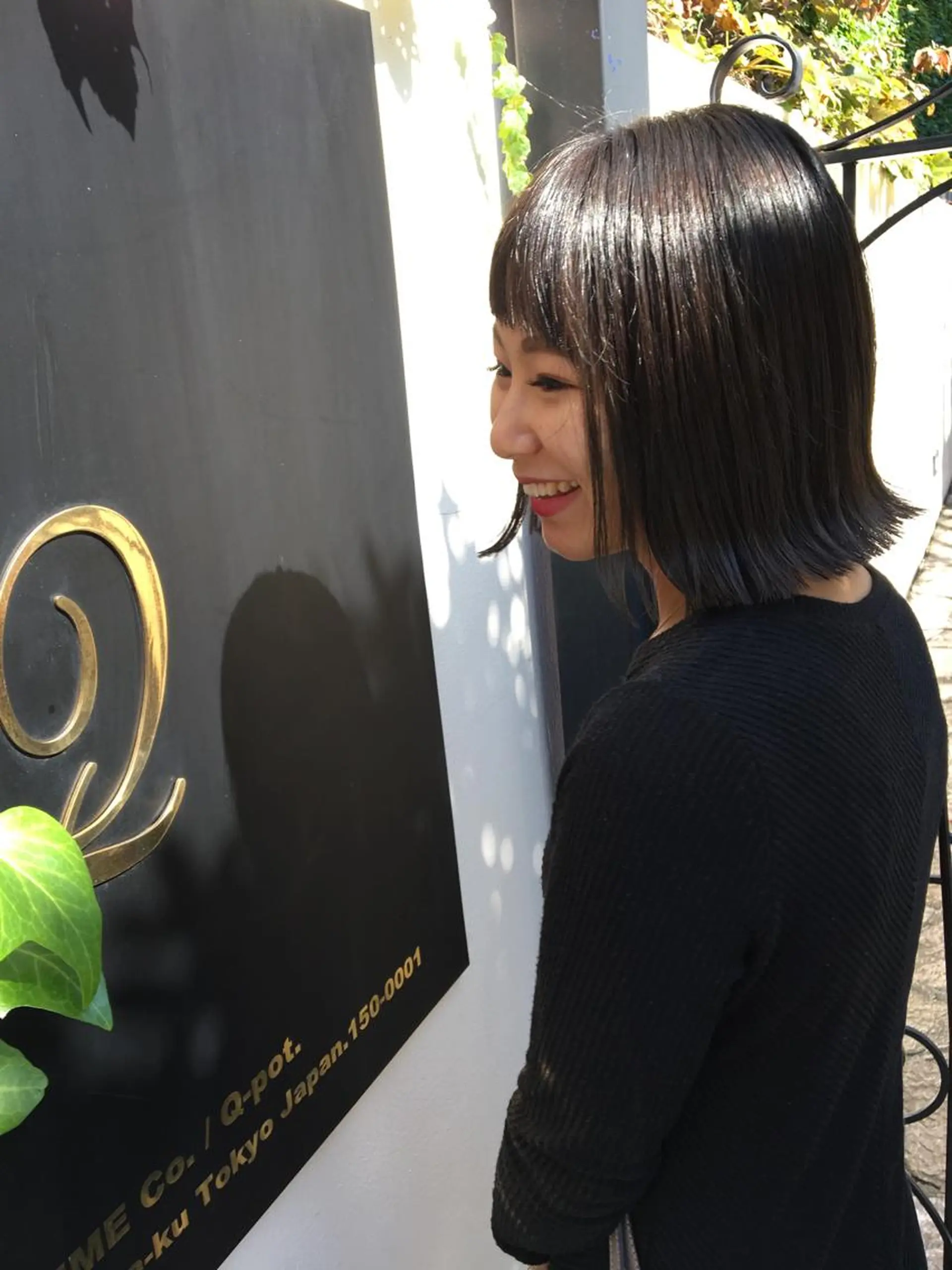 ミディアム カラー THE DAY所属・AKI HASHIMOTOのヘアスタイル