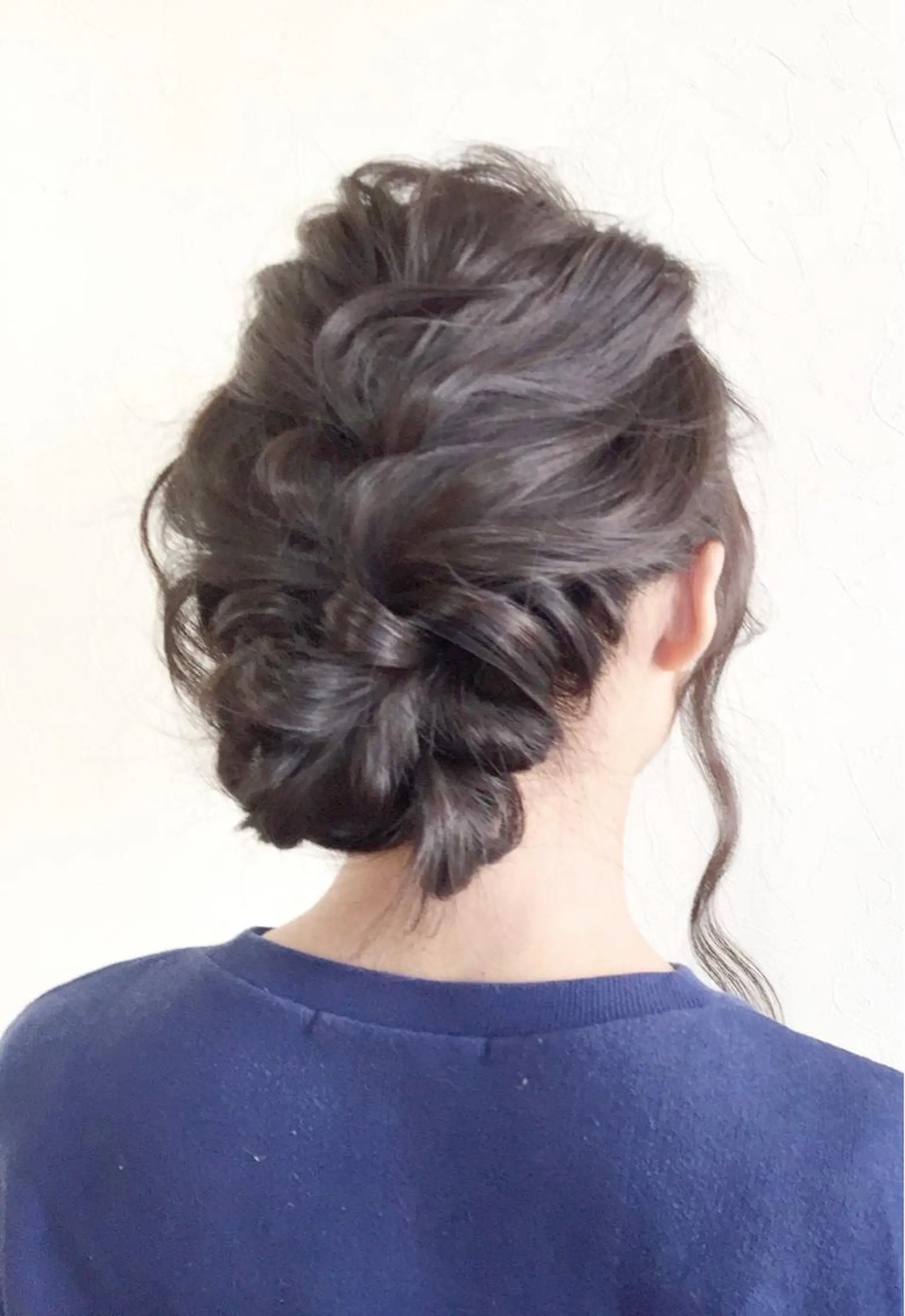 ミディアム セミロング ロング ヘアアレンジ お団子ヘア 三つ編み nike所属・nike にけのヘアスタイル