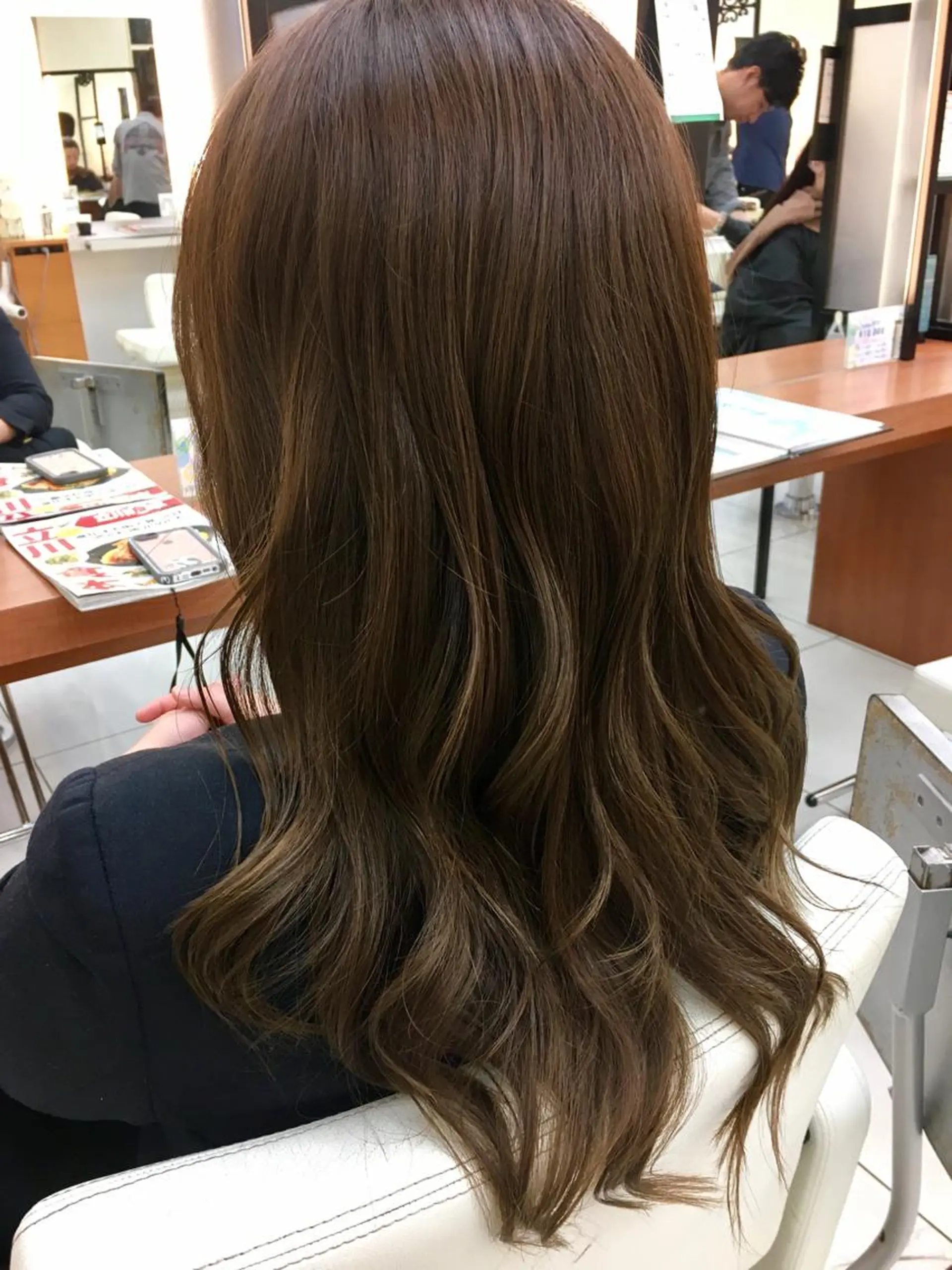 カラー イルミナカラー 縮毛矯正 N° jillva ♦️川端裕司♦️のヘアスタイル