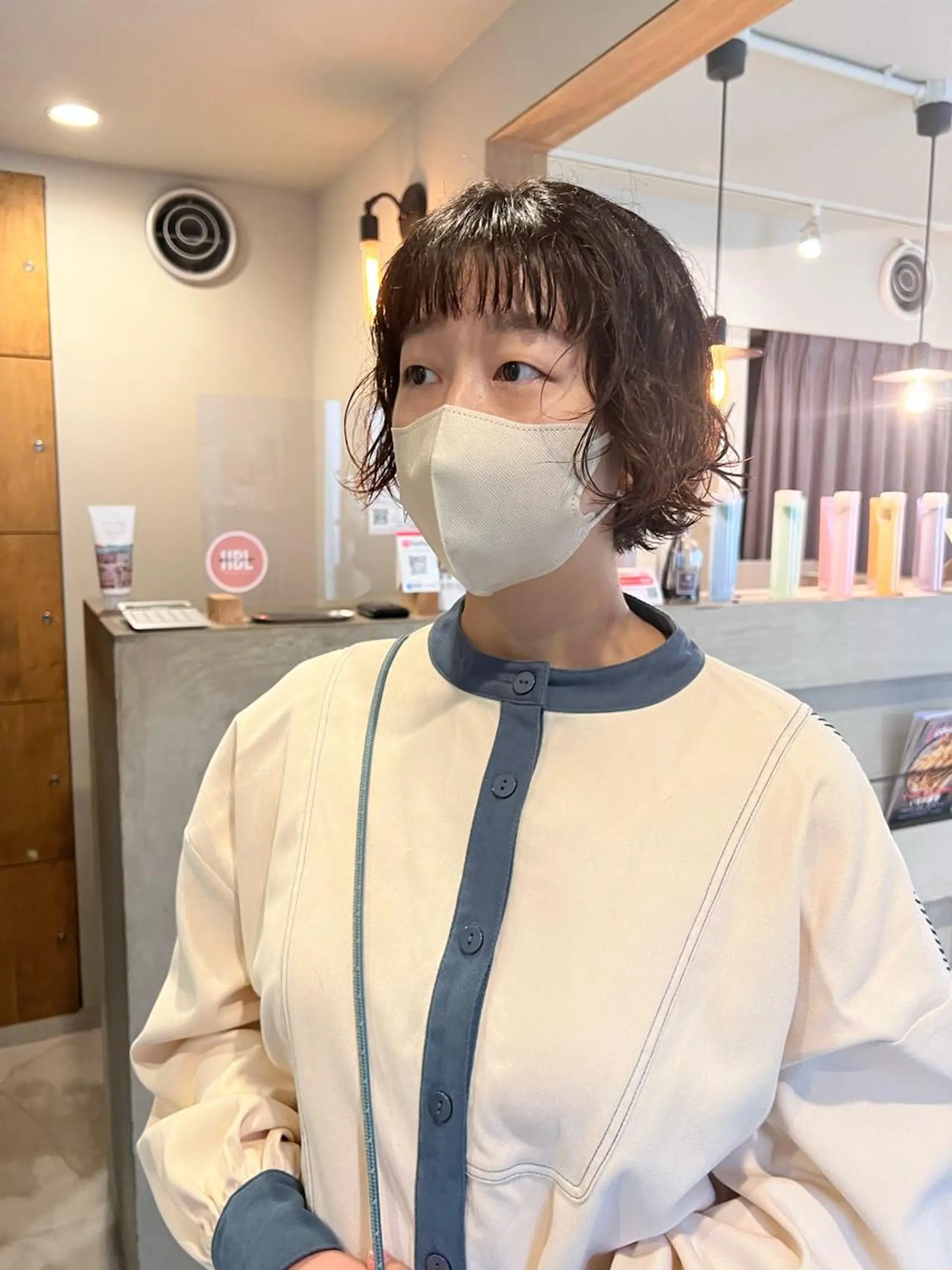 ショート パーマ ミディアムパーマ /癖毛パーマのヘアスタイル