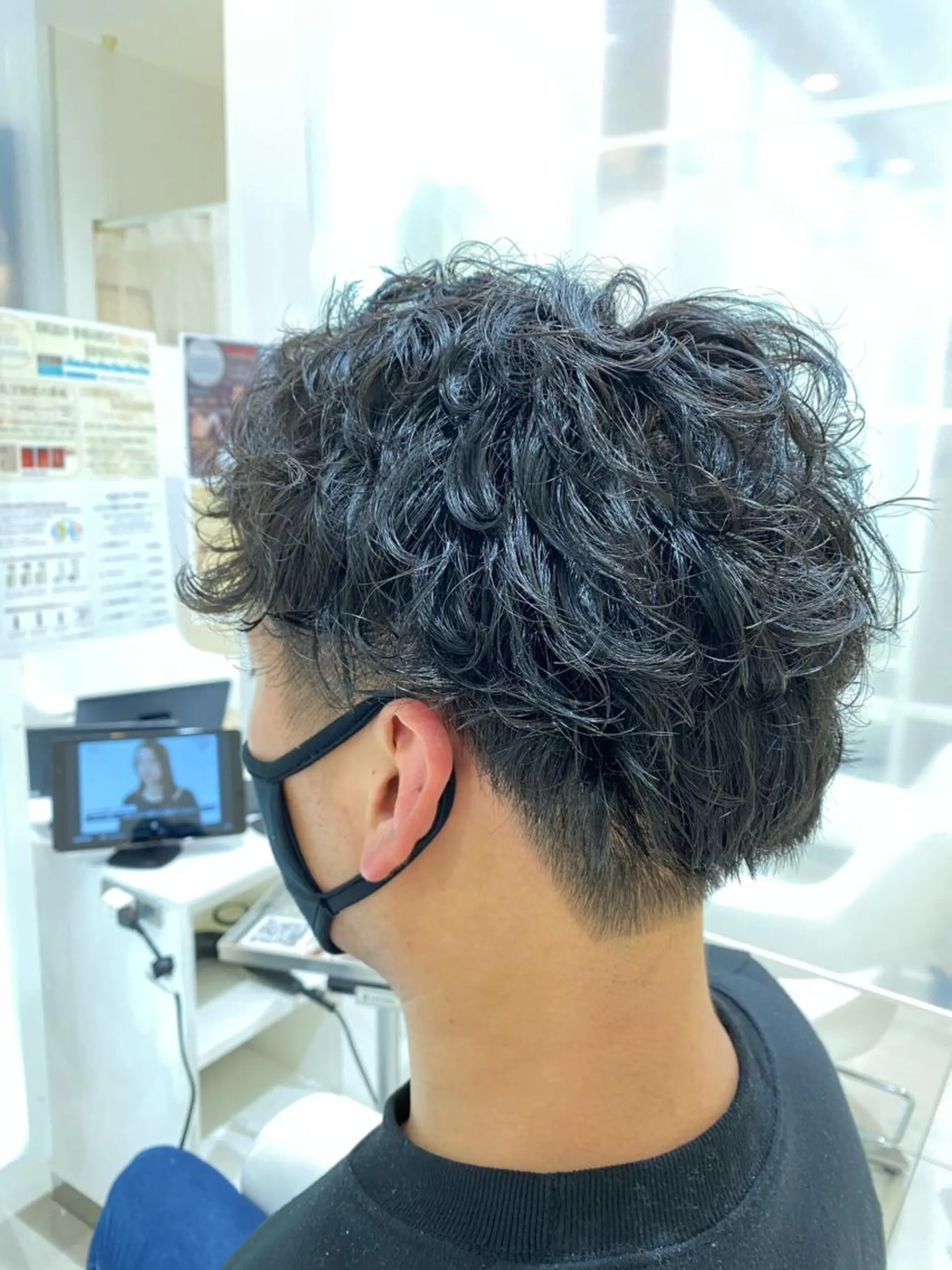 パーマ メンズ スパイラル波巻き パーマ井本汰壱のヘアスタイル
