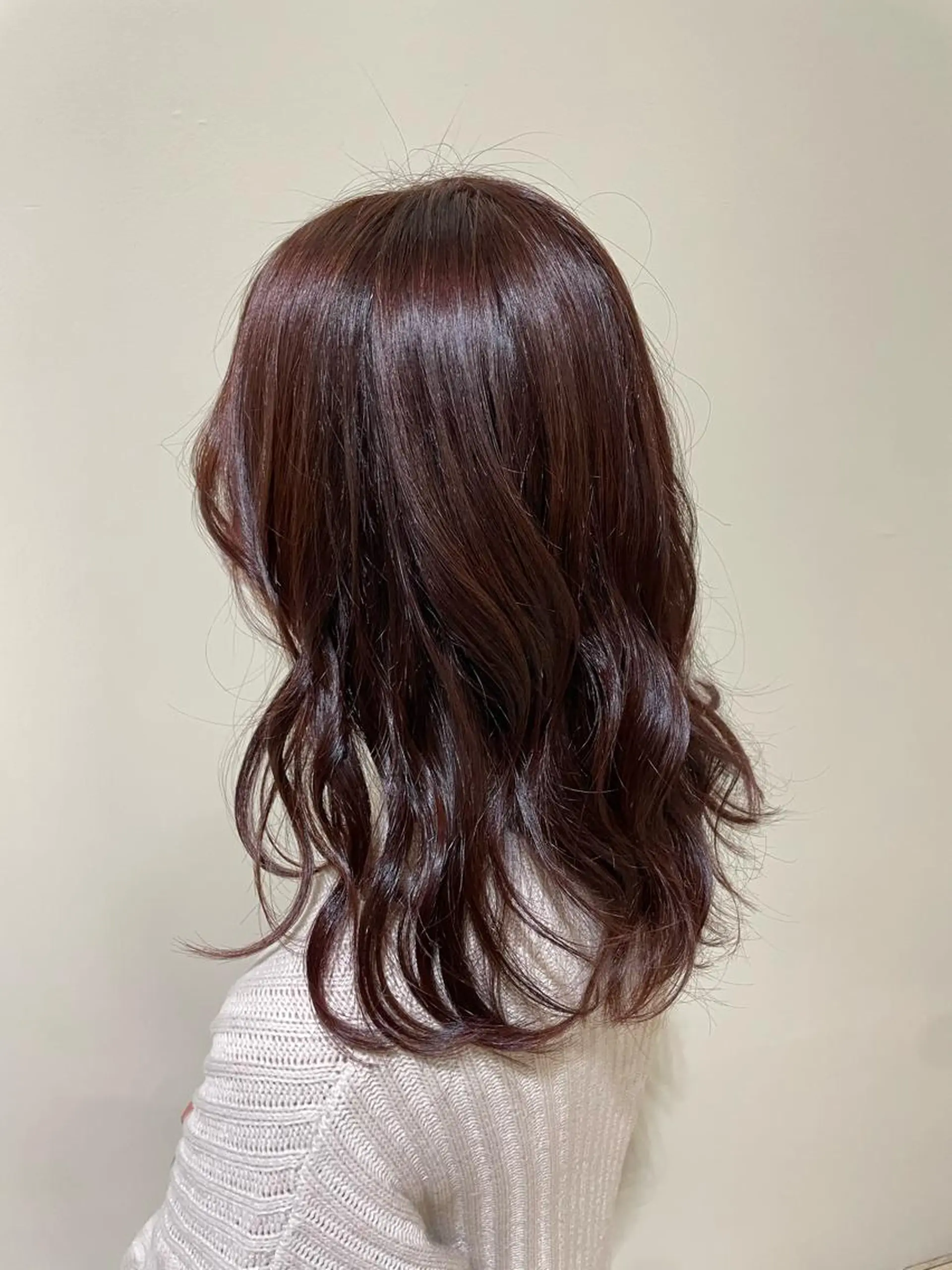 セミロング カラー ブリーチ ブリーチなしカラー レッドカラー カット ヘアカラー トリートメント 加藤 舜稀のヘアスタイル