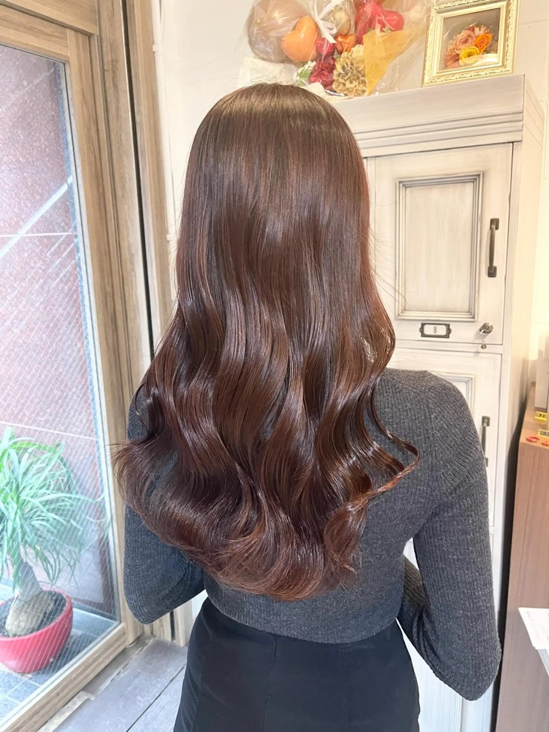 ロング カラー ブラウンカラー i  plus＋所属・髪質改善で 憧れの潤艶美髪にのヘアスタイル