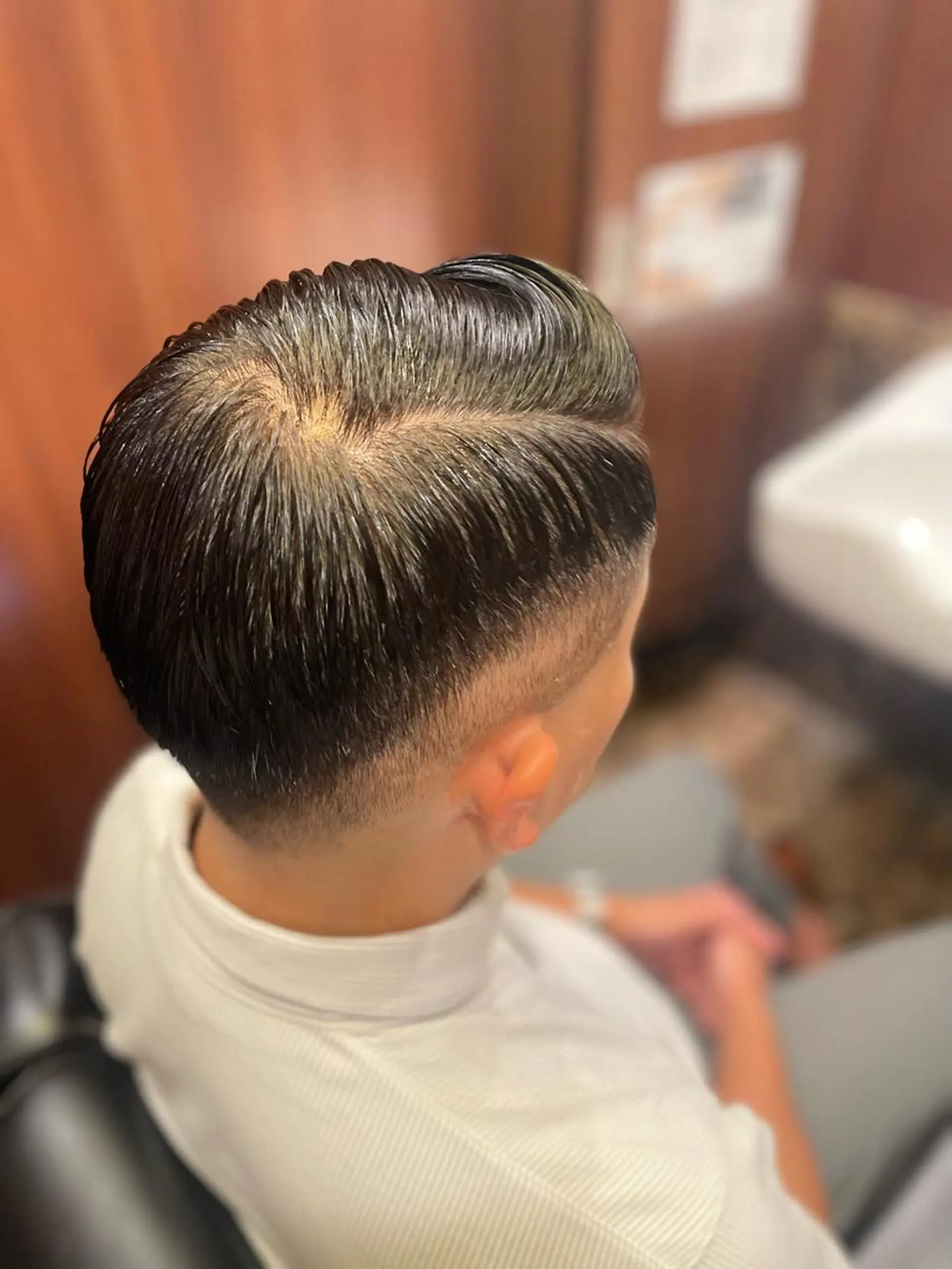 ミディアム メンズ 海老原 コウのヘアスタイル