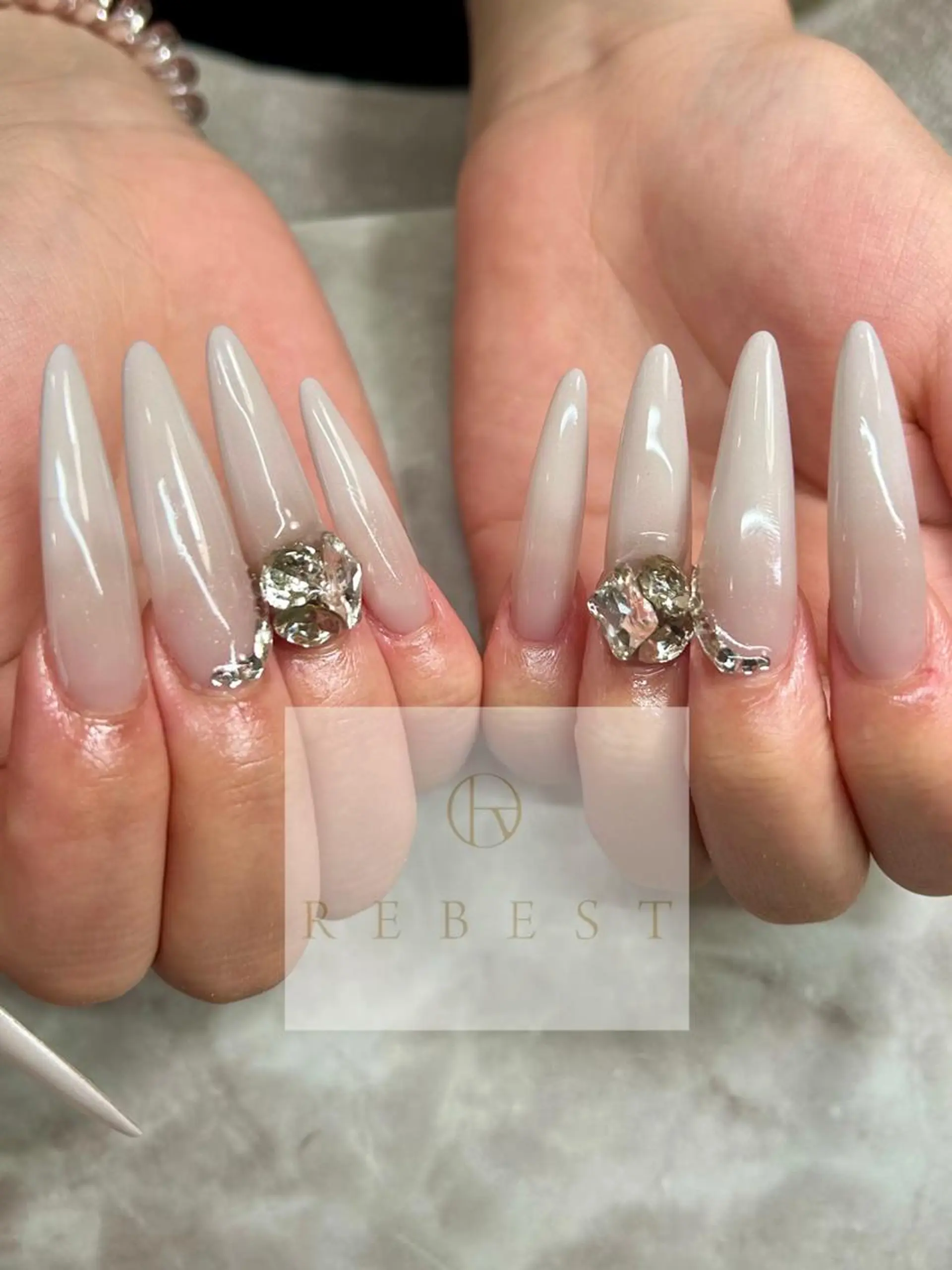 ネイル REBEST 四條畷店のマツエク・マツパデザイン