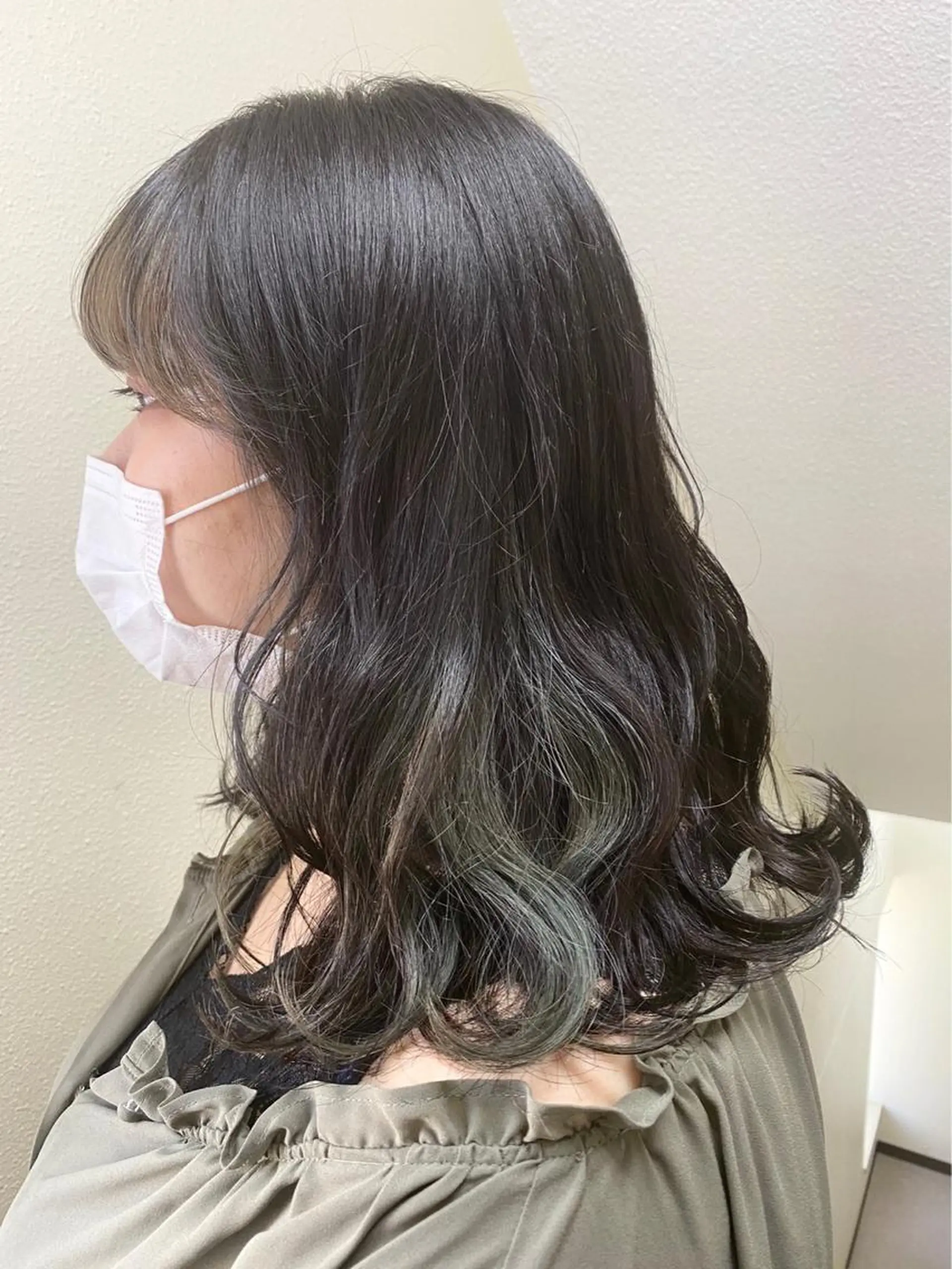 ロング カラー パーマ ヘアアレンジ メンズ キッズ ネイル マツエク・マツパ 女性専用サロン梅田 髪質改善カラーakiのヘアスタイル