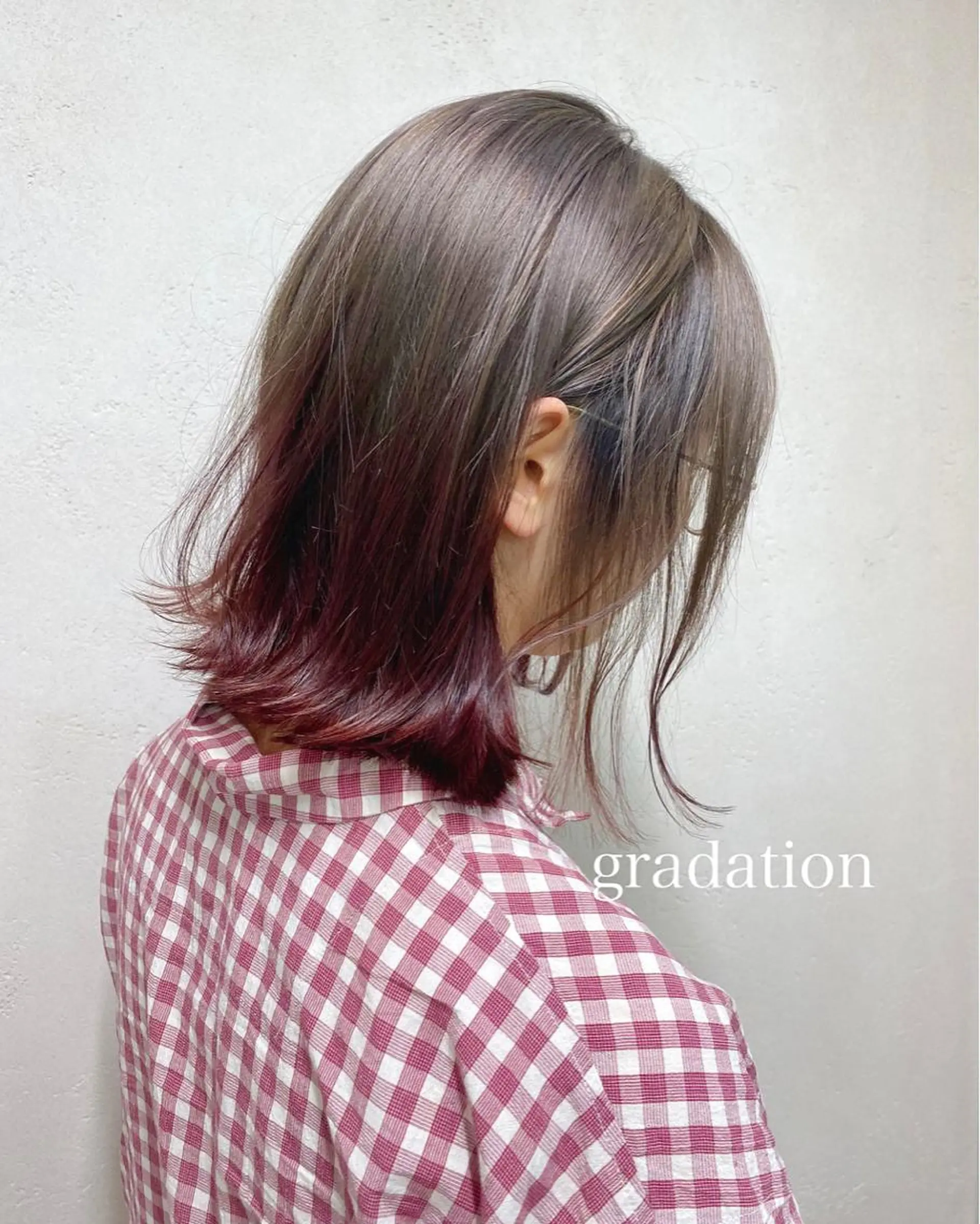 ミディアム カラー オリーブ/アッシュ やわらか透明感カラーのヘアスタイル