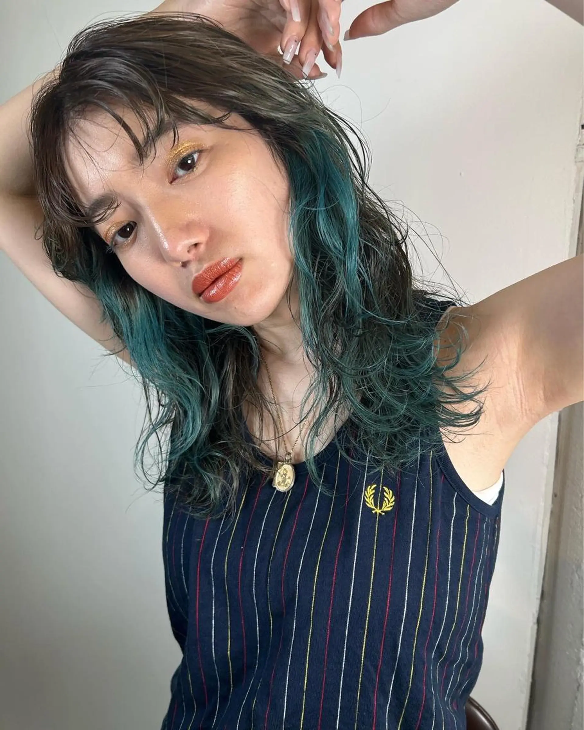 セミロング カラー パーマ セミロングパーマ 髪と音処　マトぺ所属・デザインカラー/ボブ ブリーチカラー/ユリのヘアスタイル