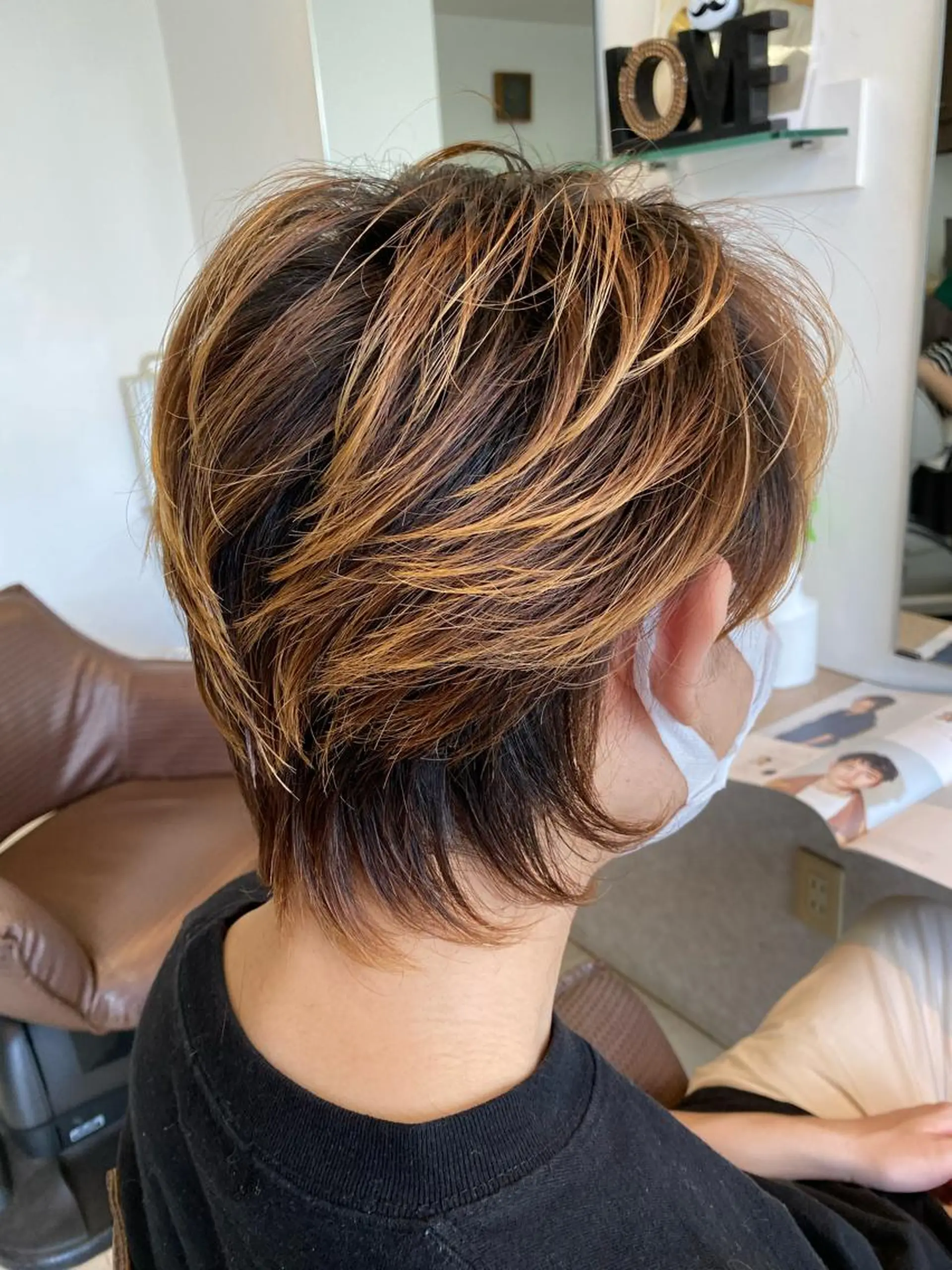 カラー メンズ メンズハイライト メンズウルフカット ハイライトカラー ウルフカット 大木 拓瑞のヘアスタイル