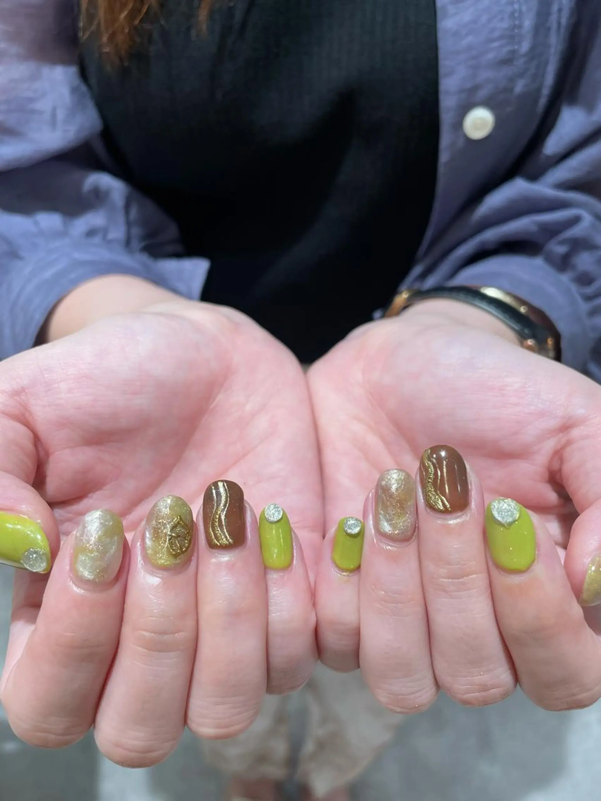 ネイル 🎀ボブ＋ハイトーン シュカ👶🏻のヘアスタイル