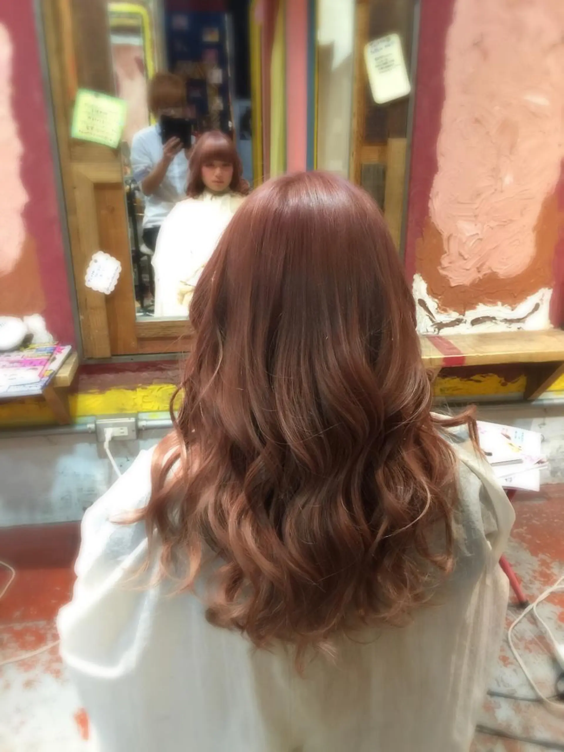 カラー FÜRSTIN所属・西村髪質改善 ブリーチ縮毛矯正のヘアスタイル