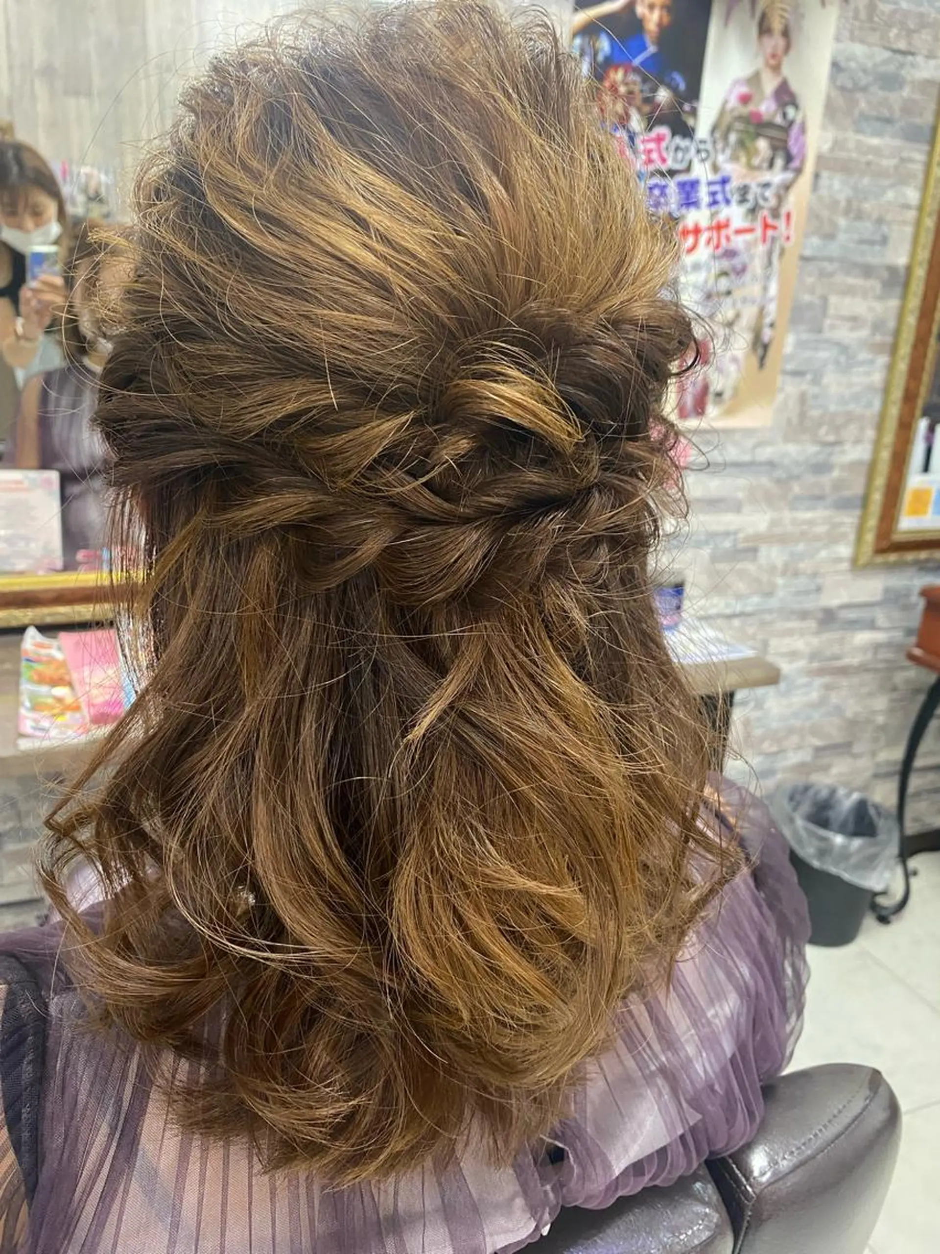 ミディアム ヘアセット 土屋朱理/ ハイトーンカラーのヘアスタイル