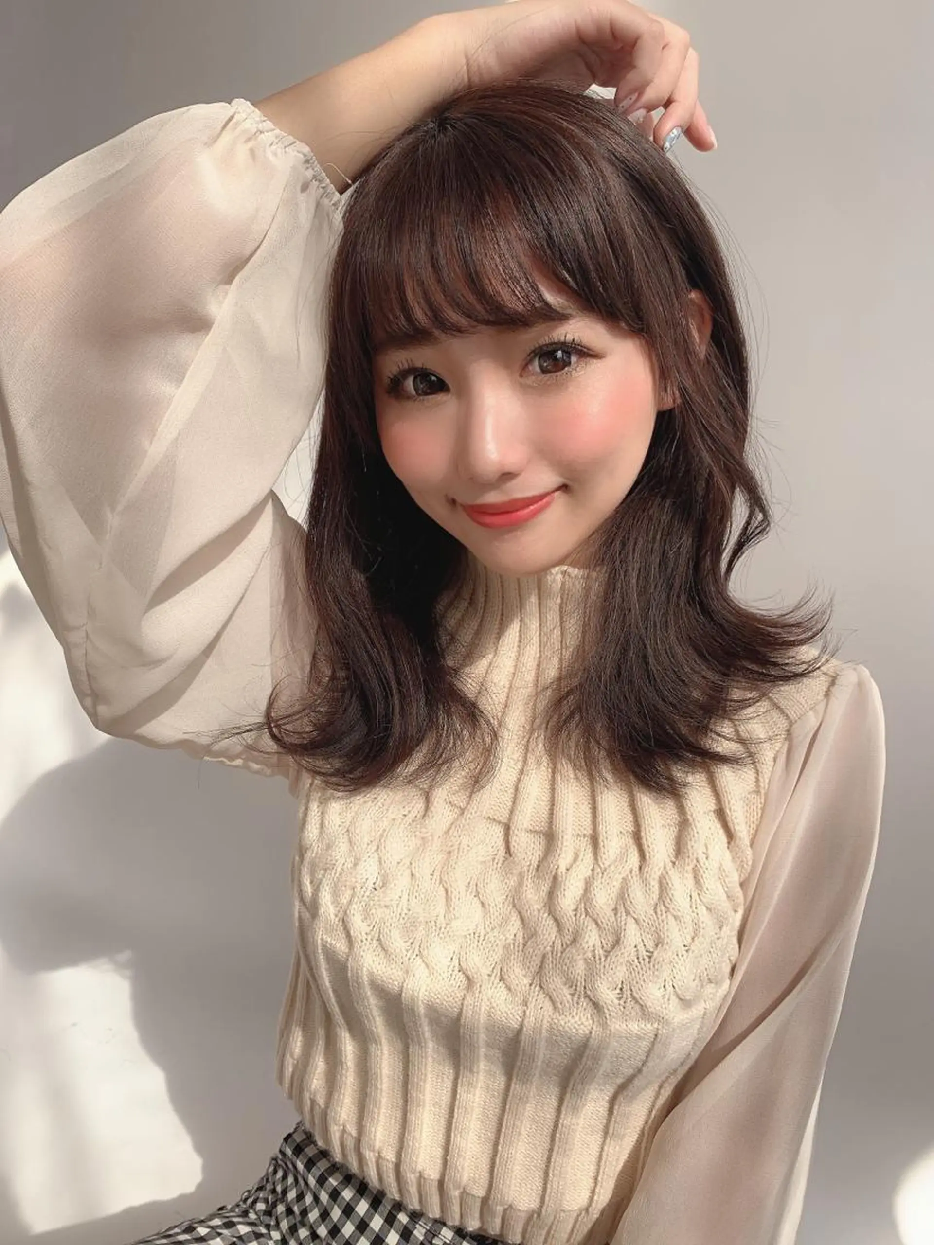 ミディアム カラー パーマ バレイヤージュ ブリーチ ケアブリーチ ダブルカラー ハイライトカラー ヘアカラー トリートメント 新宿✨顔周りカット 韓国ヘア/坂本亜裟海のヘアスタイル