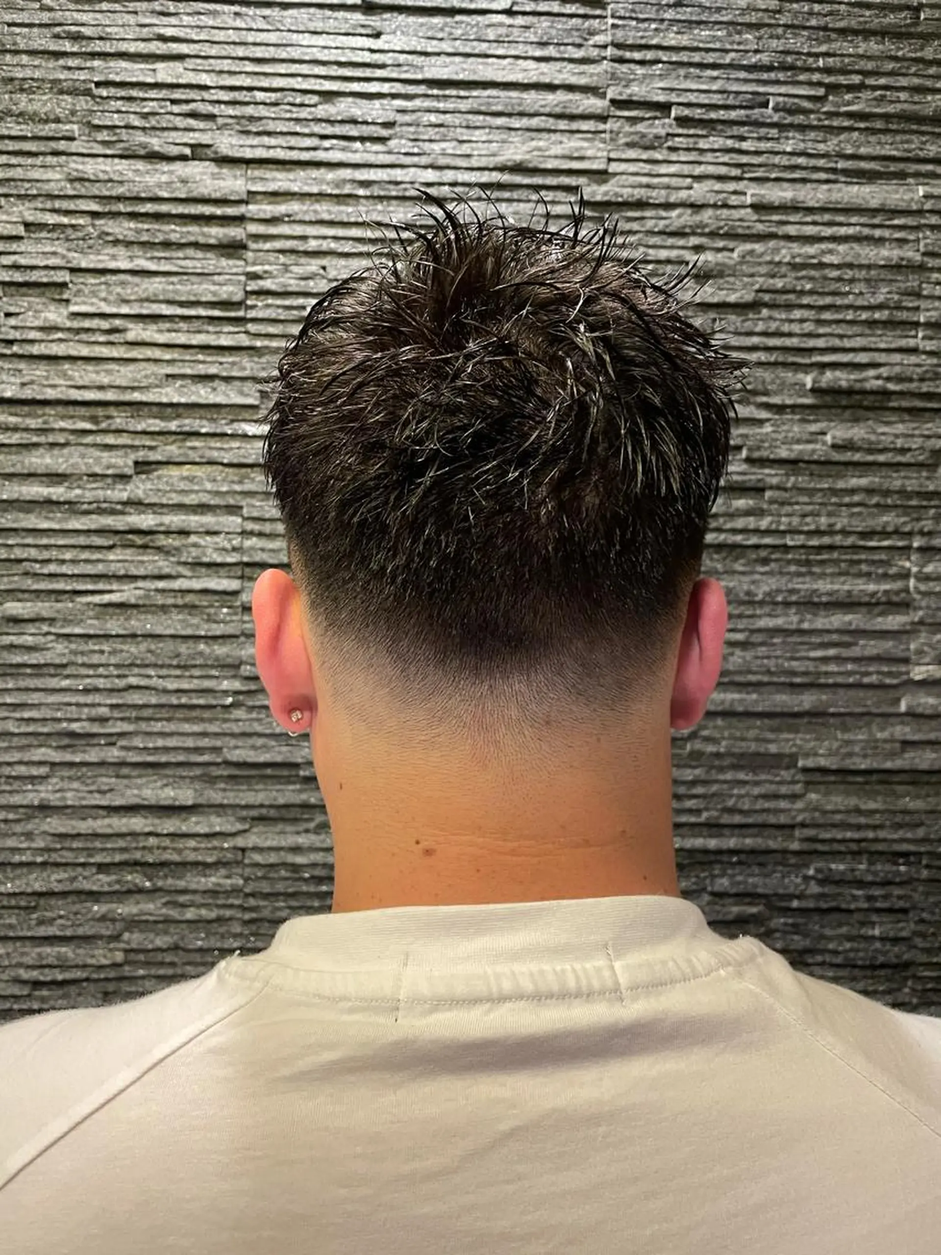 ショート パーマ メンズ プレミアムバーバー赤坂所属・野川 純麗のヘアスタイル