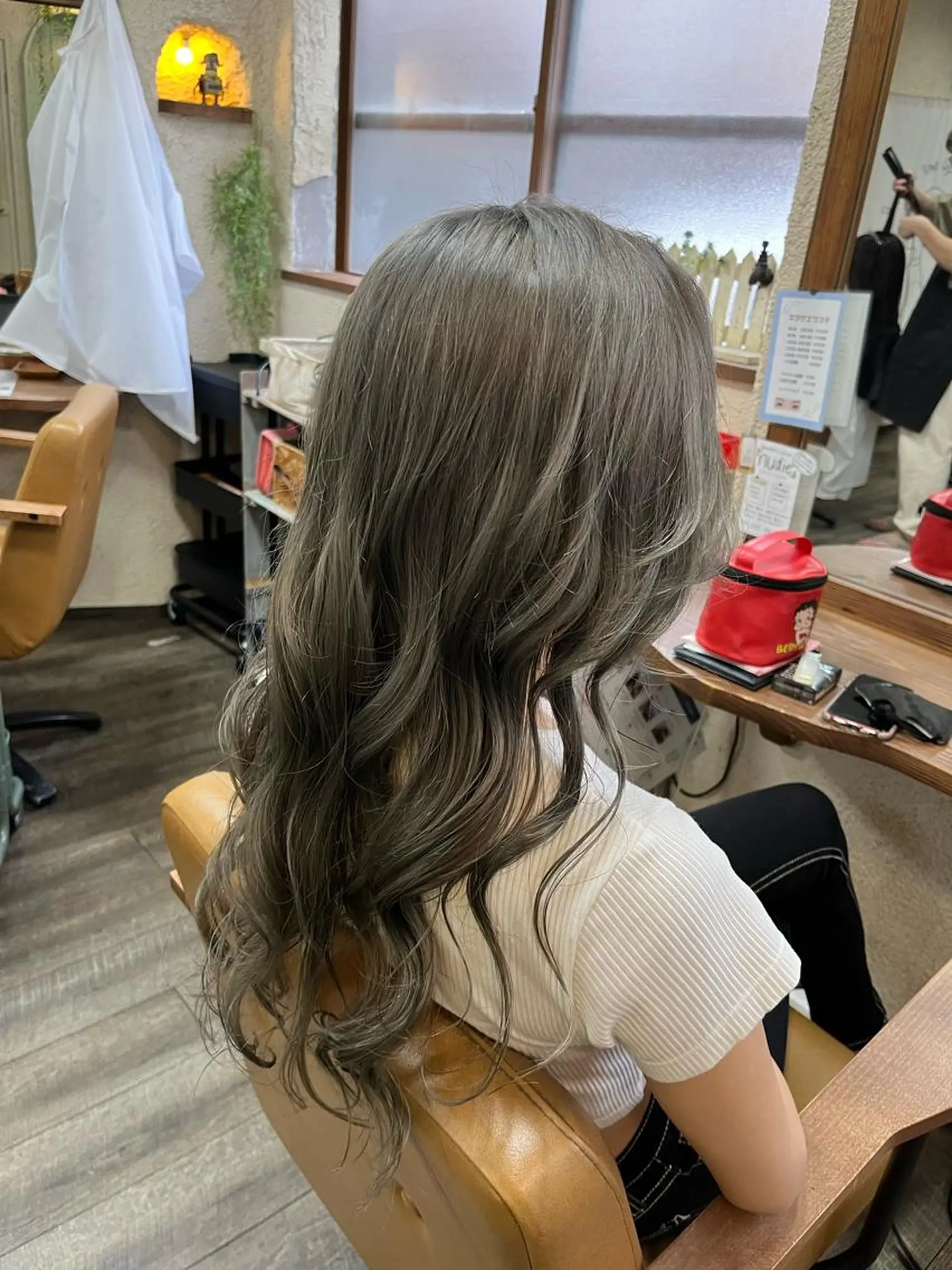 ロング 杉野 まみのヘアスタイル