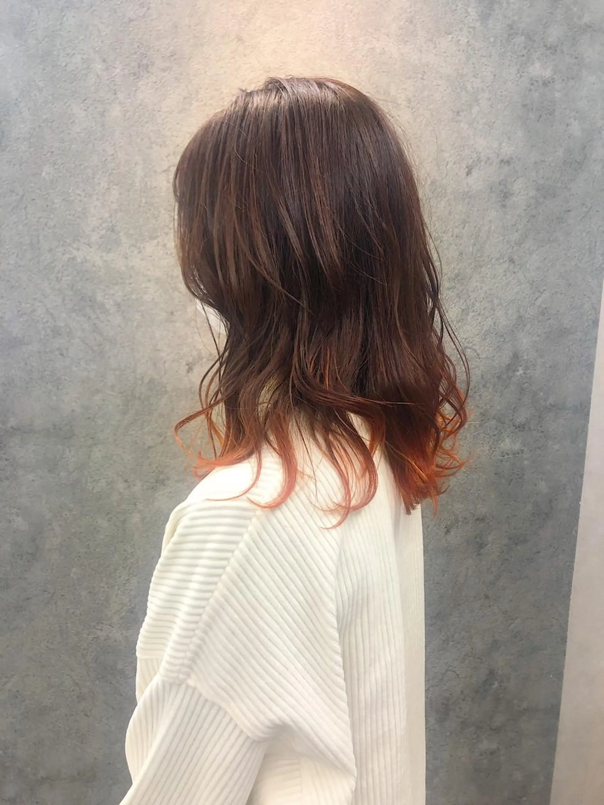 セミロング 所渉/韓国レイヤー /ウルフカットのヘアスタイル