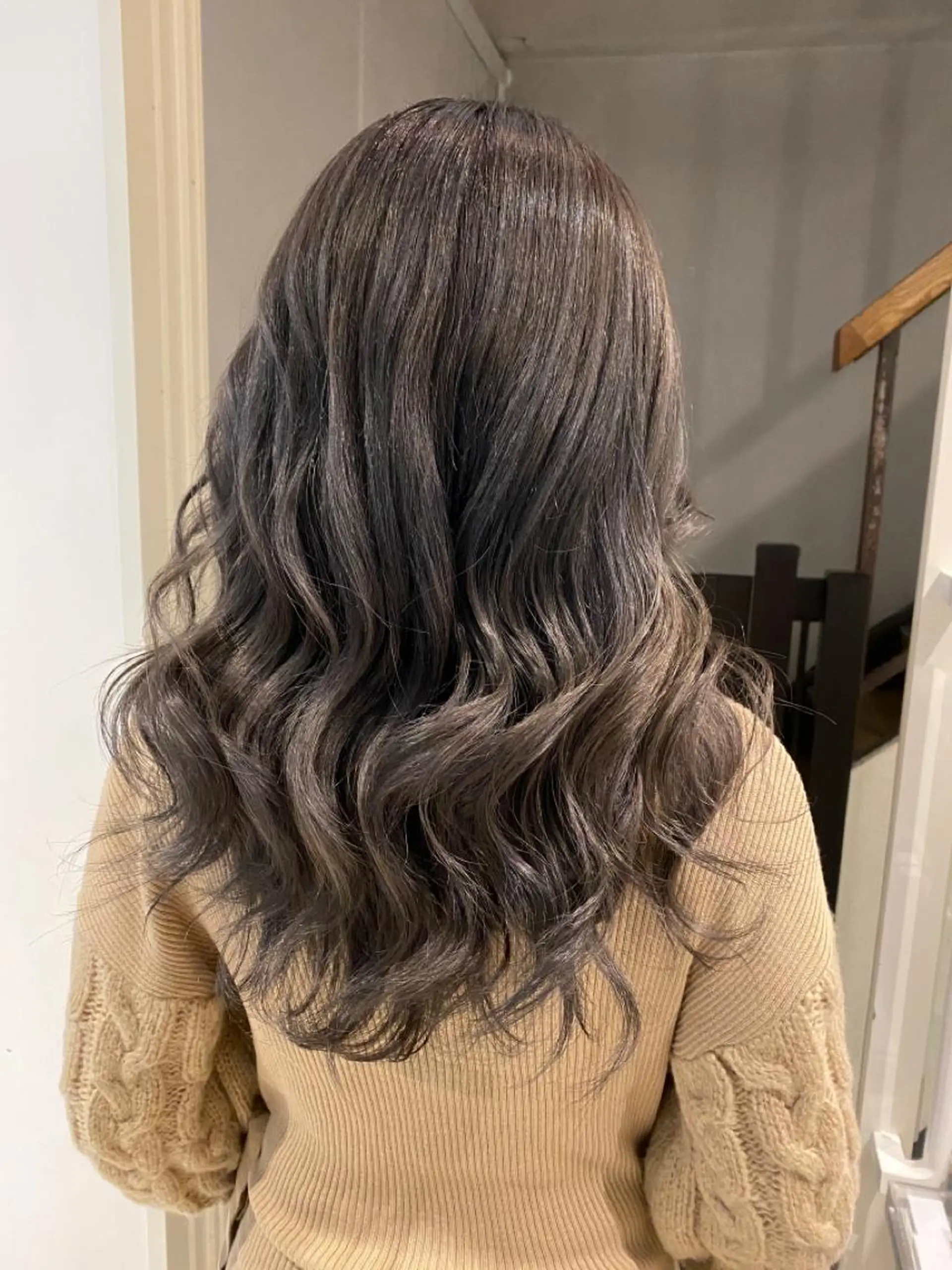 セミロング カラー 🌈評価No.1🌈 艶髪カラー❌エクステのヘアスタイル