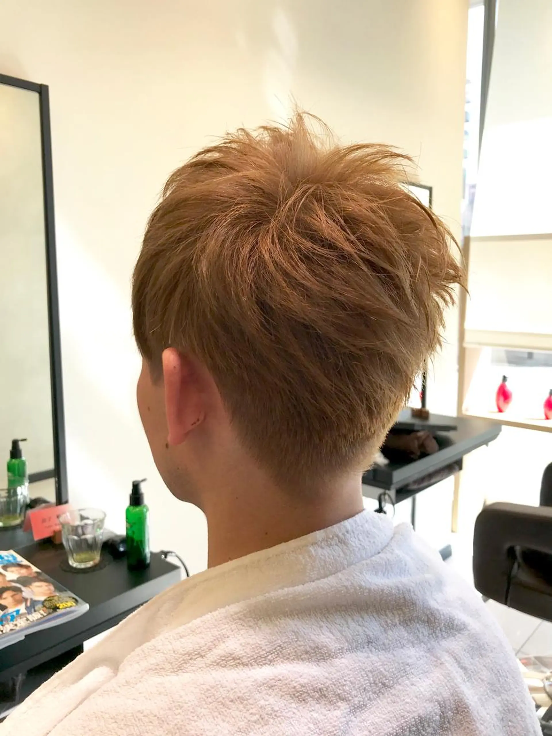 ショート カラー メンズ アッシュ ショートヘア Renatus店長 金子裕美のヘアスタイル