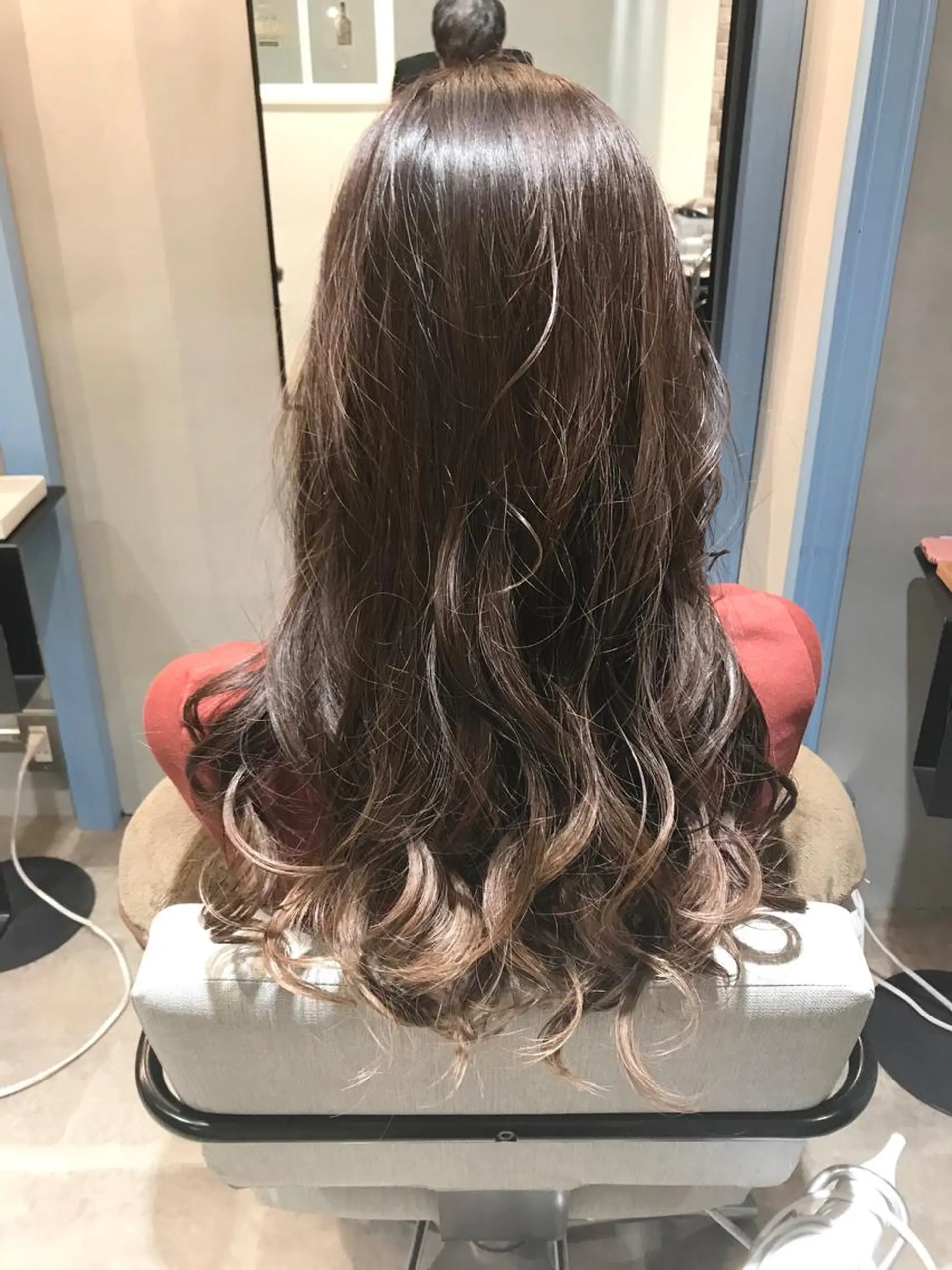 セミロング 所渉/韓国レイヤー /ウルフカットのヘアスタイル