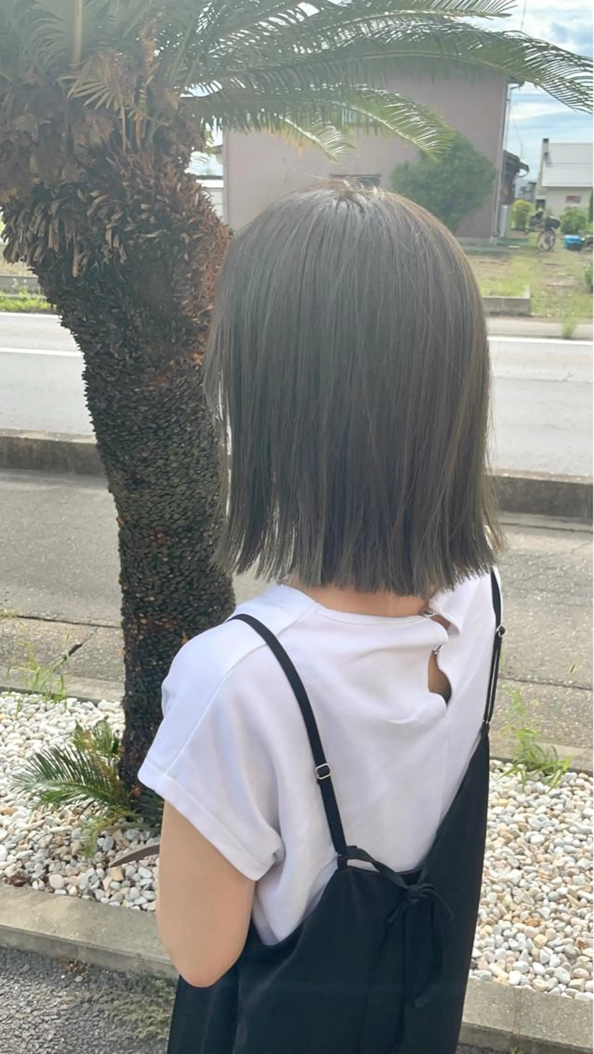 ミディアム カラー ヘアカラー トリートメント ダメージレスブリーチ HIROSHIのヘアスタイル