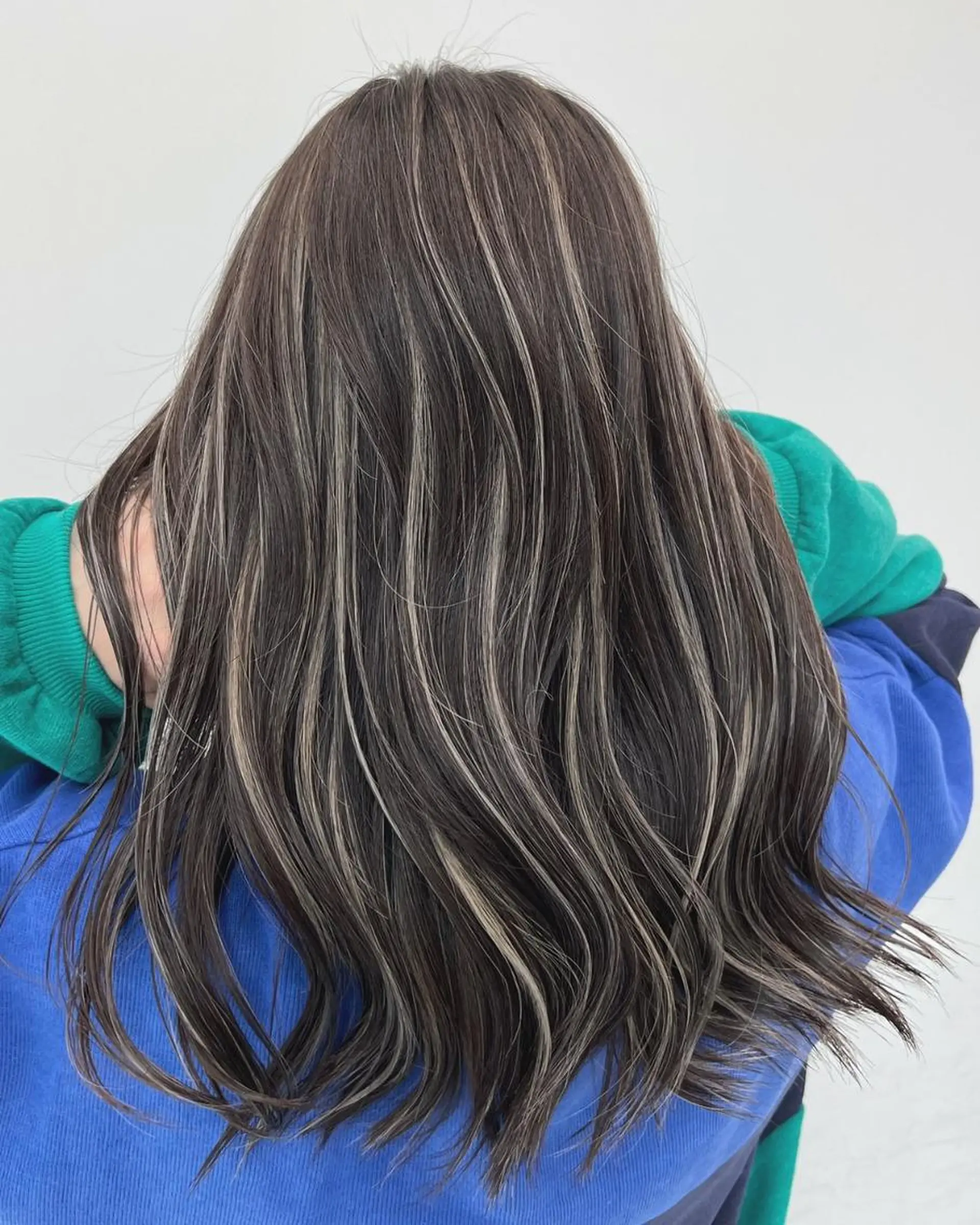 カラー ハイライトカラー カット ヘアカラー トリートメント 【公式】amble luxe池袋東口🩷のヘアスタイル