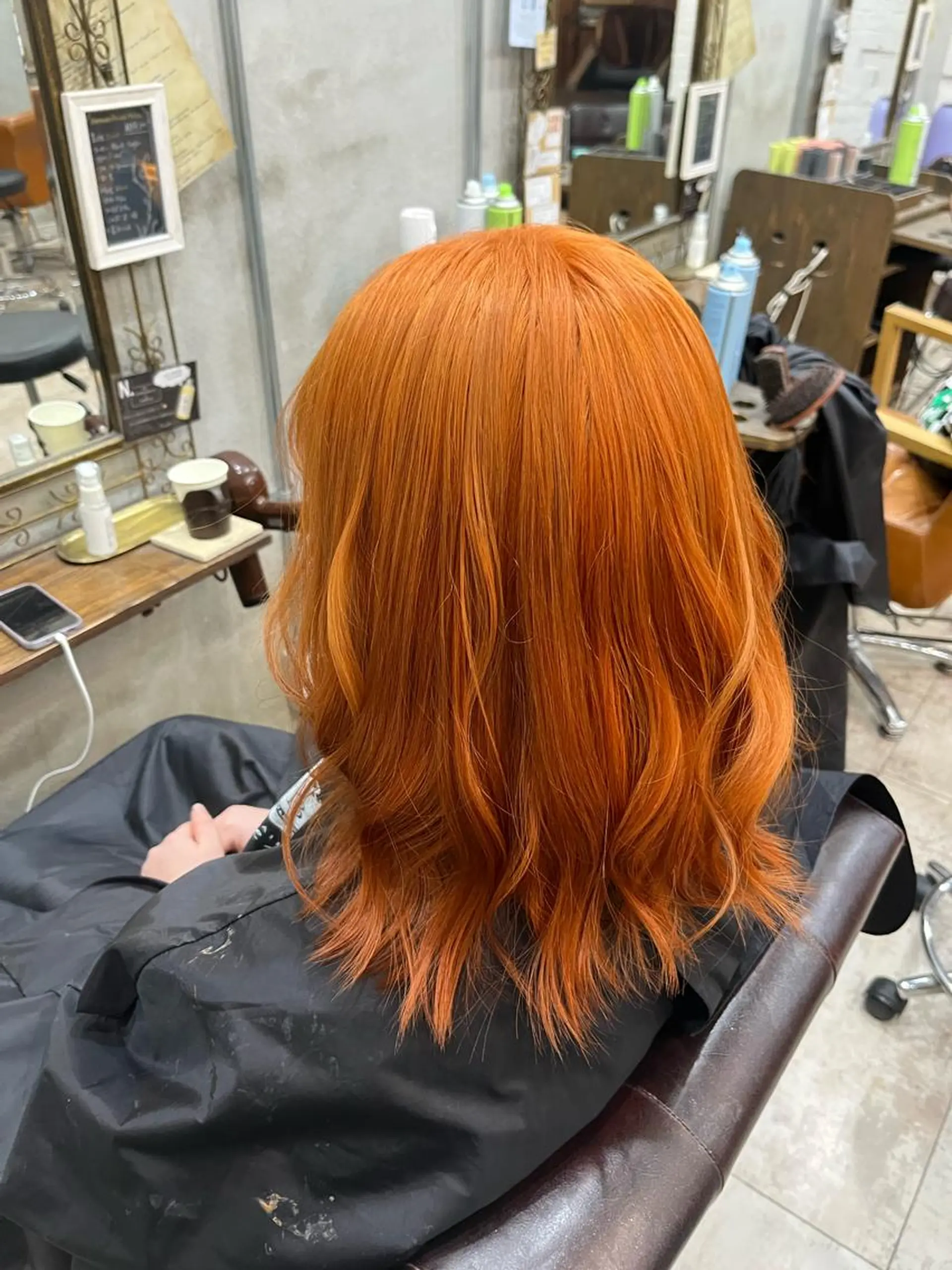 ミディアム カラー 艶髪/ハイトーン/ ヘアセット/モエノのヘアスタイル