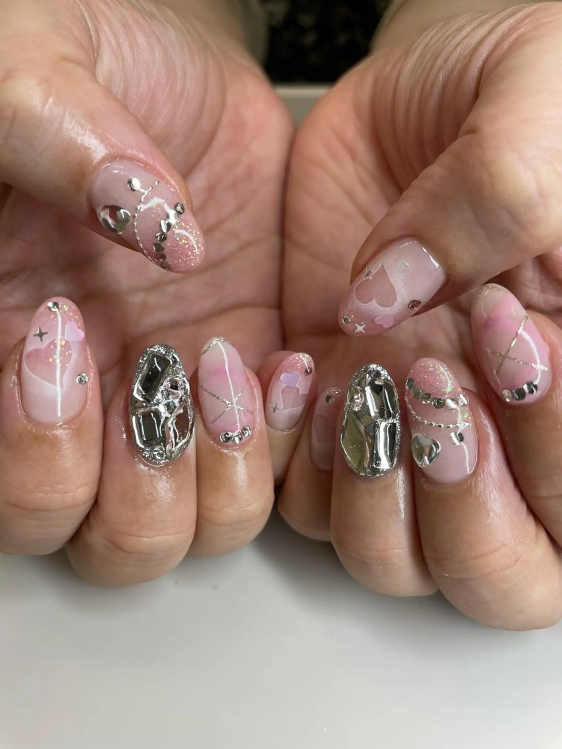 ネイル ハンドネイル Hisaka Mikiのネイルデザイン