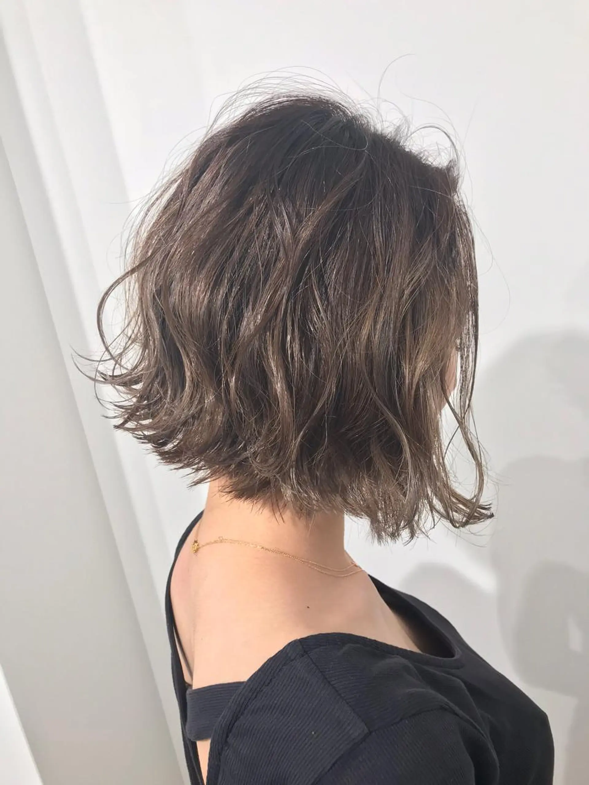 ショート カット ヘアカラー トリートメント タカハシ ユウキのヘアスタイル