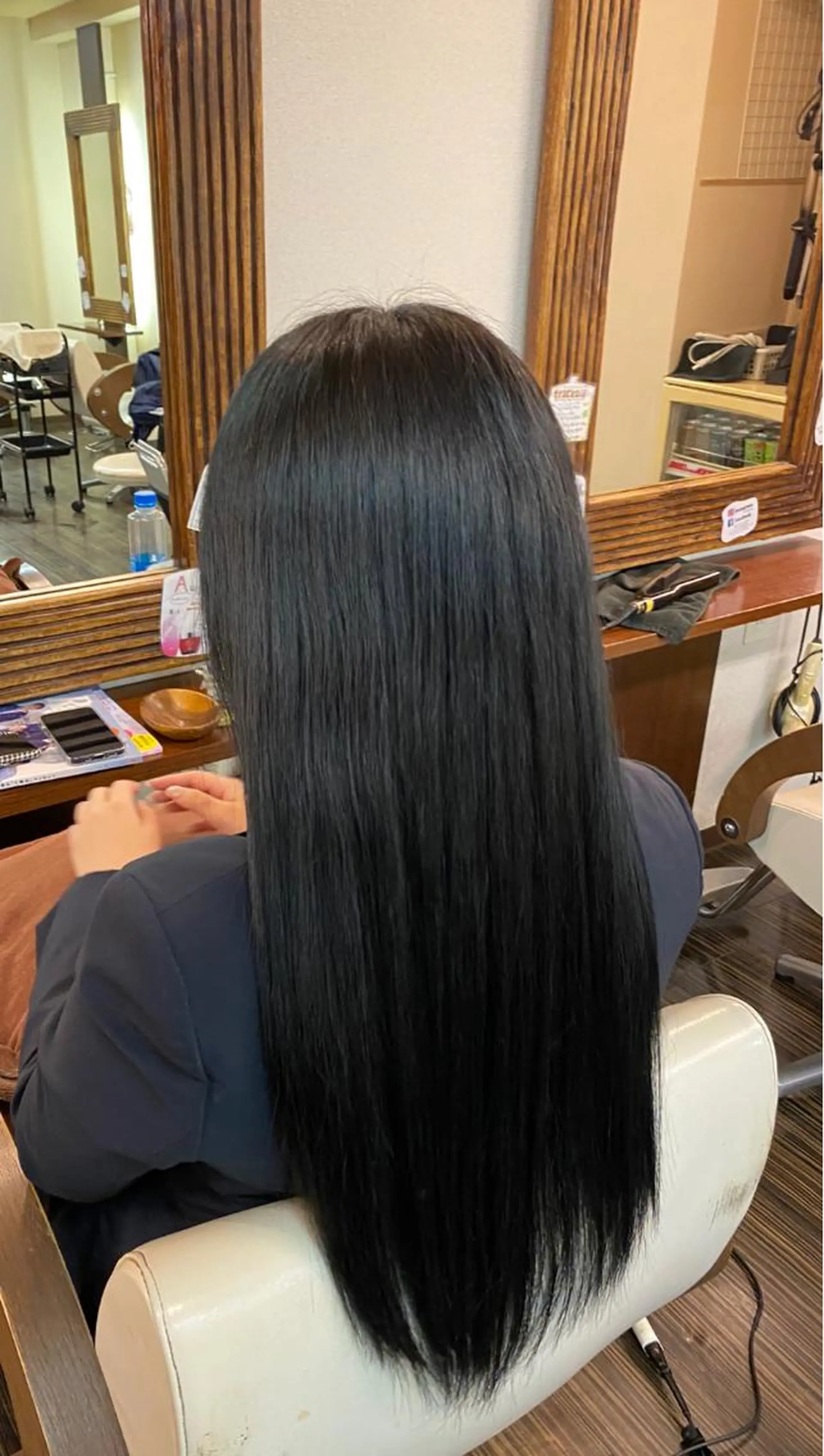 カラー 黒髪 ブルーカラー ブルーブラック ヘアカラー トリートメント 💎森 ハリス誠一💎のヘアスタイル