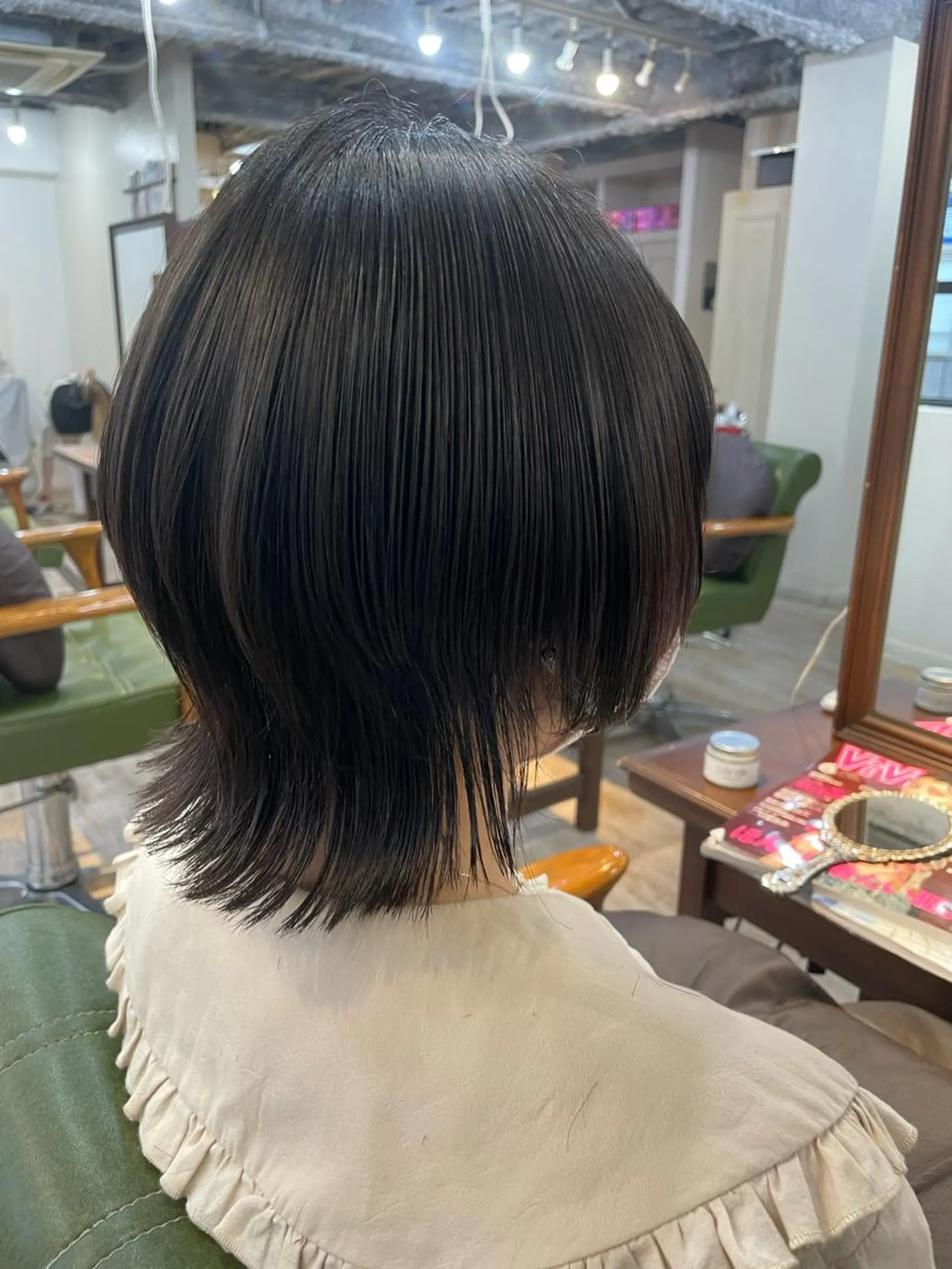 ミディアム ウルフカット/ボブ りなのヘアスタイル