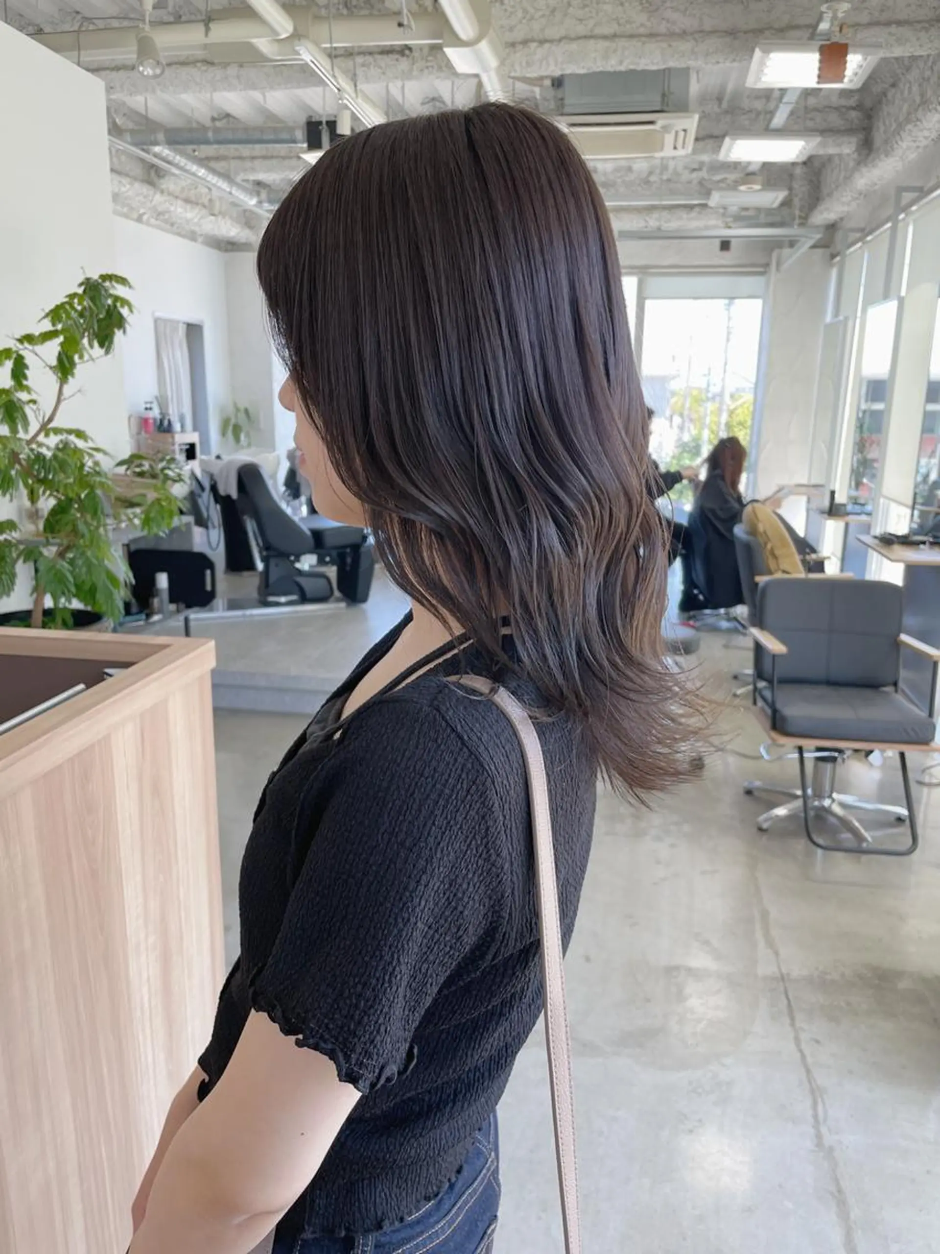 ミディアム カラー ブリーチ ブリーチなしカラー カット ヘアカラー 村田 和佳のヘアスタイル