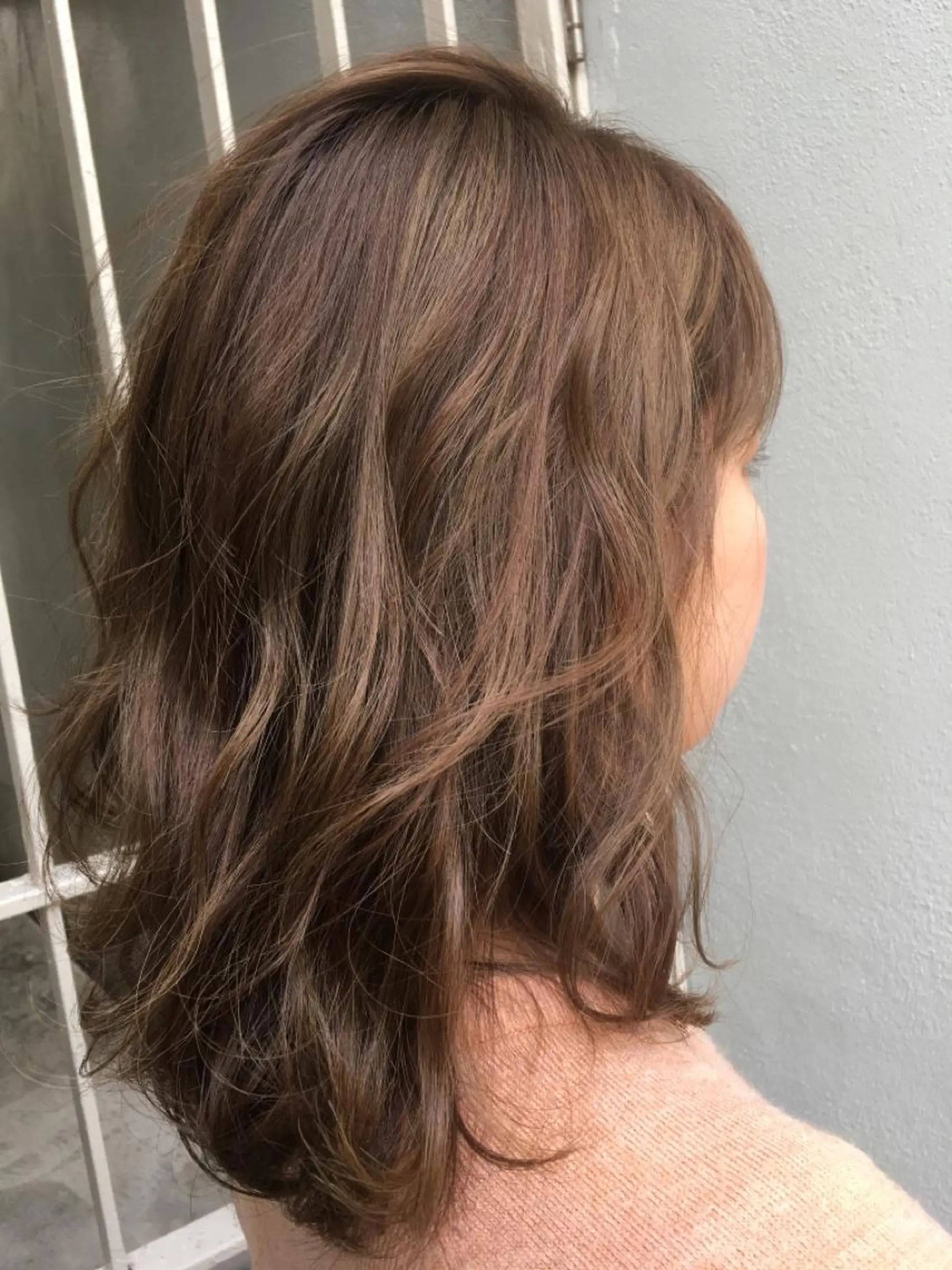 ミディアム 特殊カラー/ブリーチ 道満ゆいなのヘアスタイル