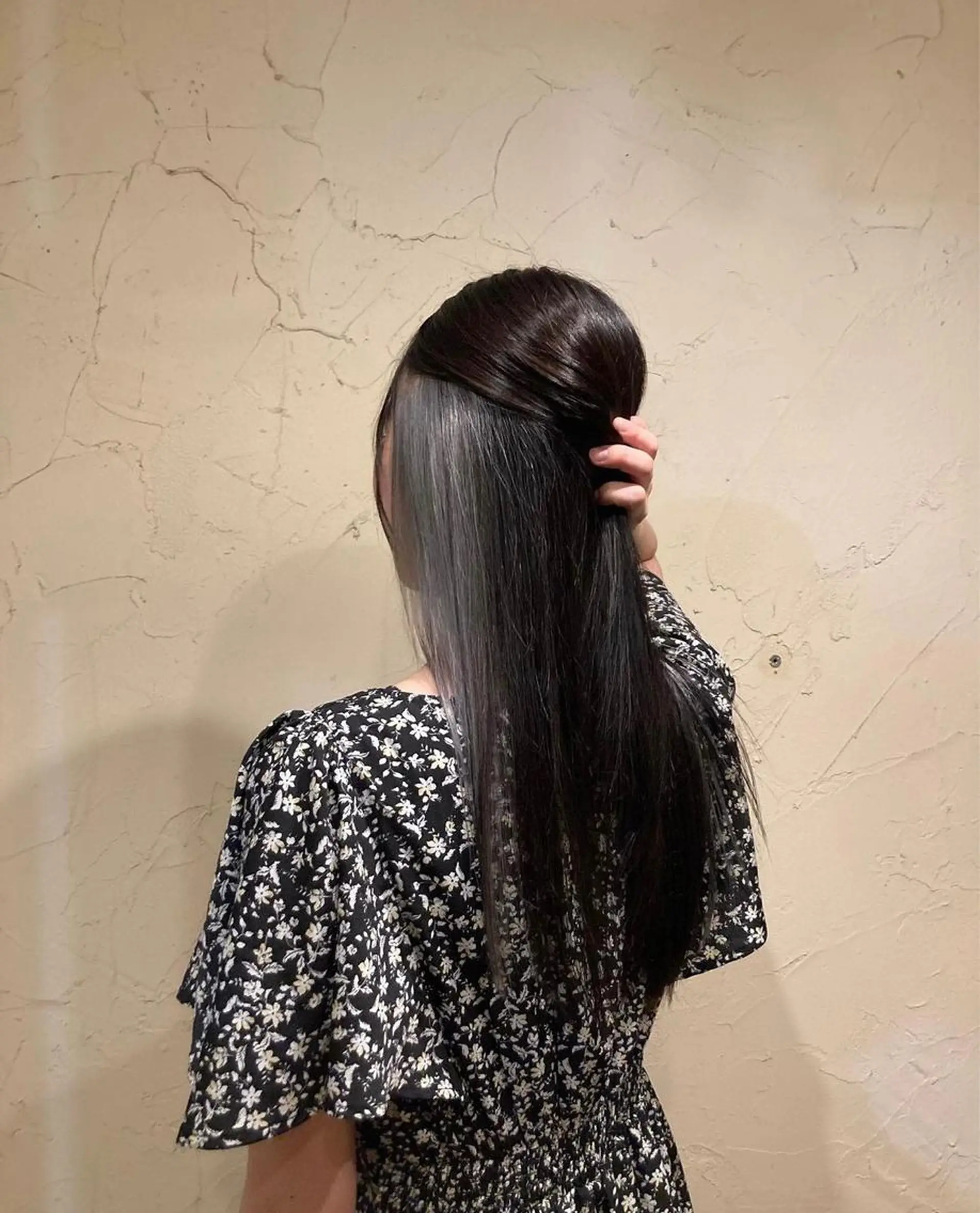 カラー 千葉 景虎のヘアスタイル