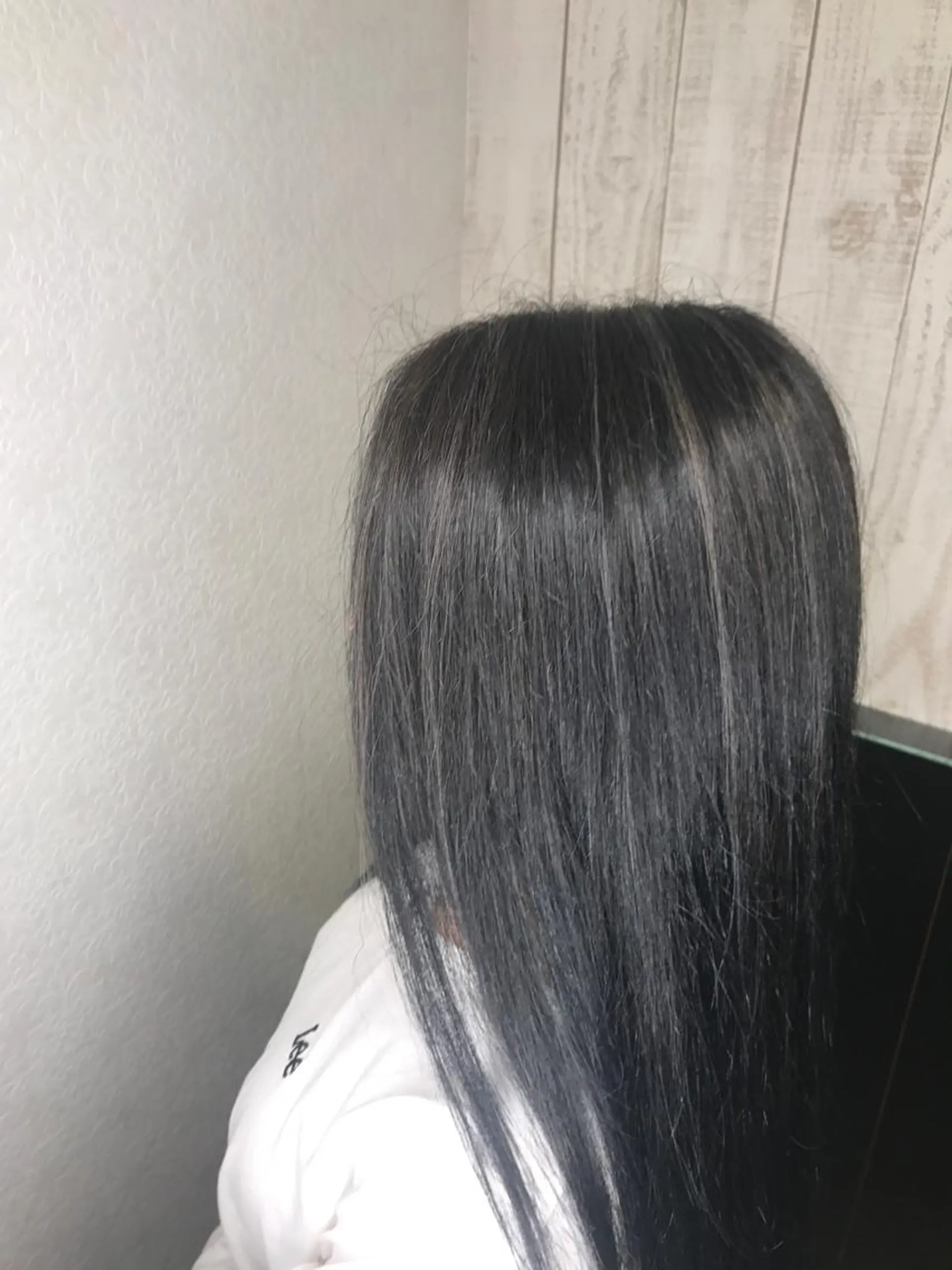 カラー ハイライトカラー ヘアカラー トリートメント 豊田 恭平のヘアスタイル