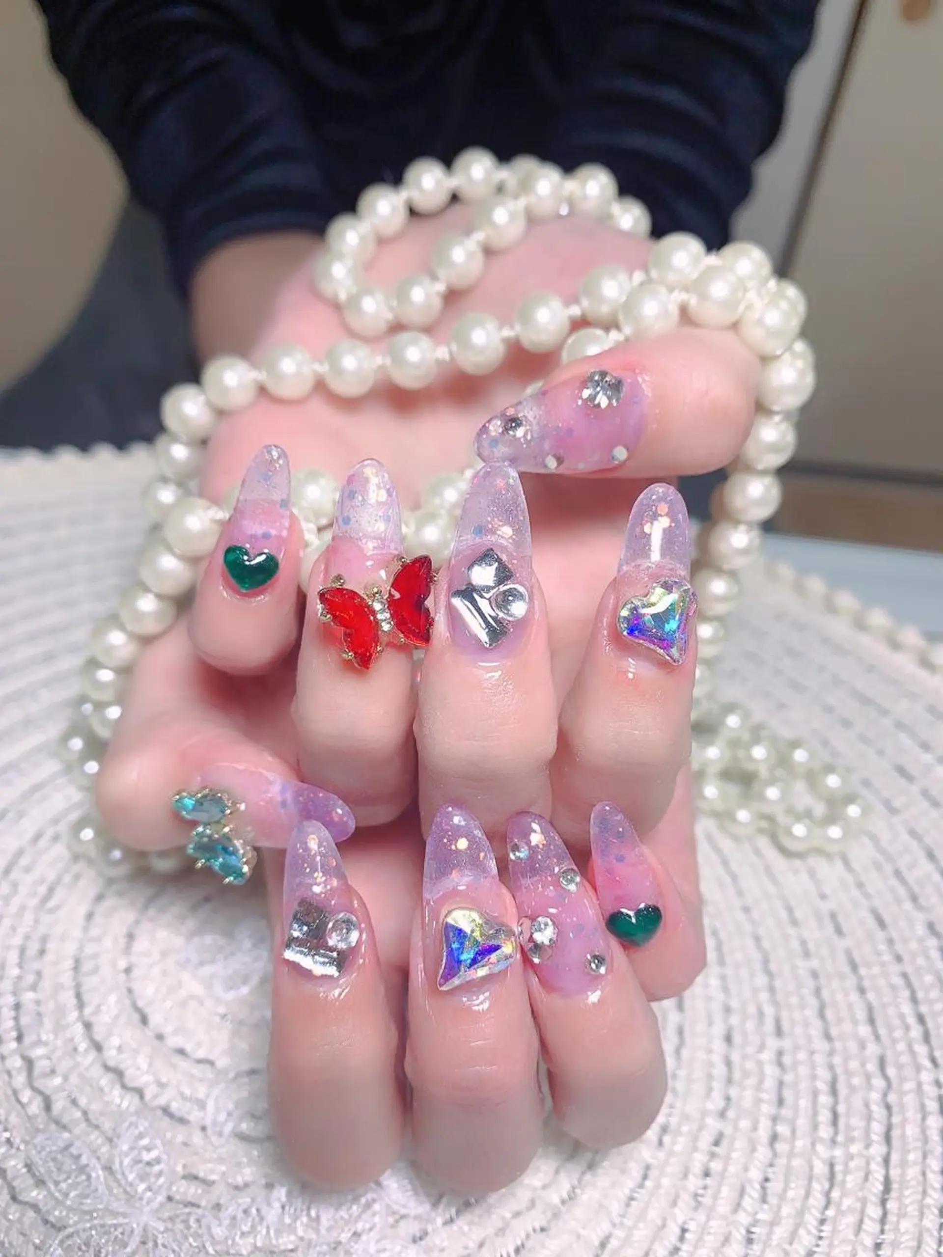 ネイル ハンドネイル ネイルサロンAiri 長さ出し·シンプルのネイルデザイン