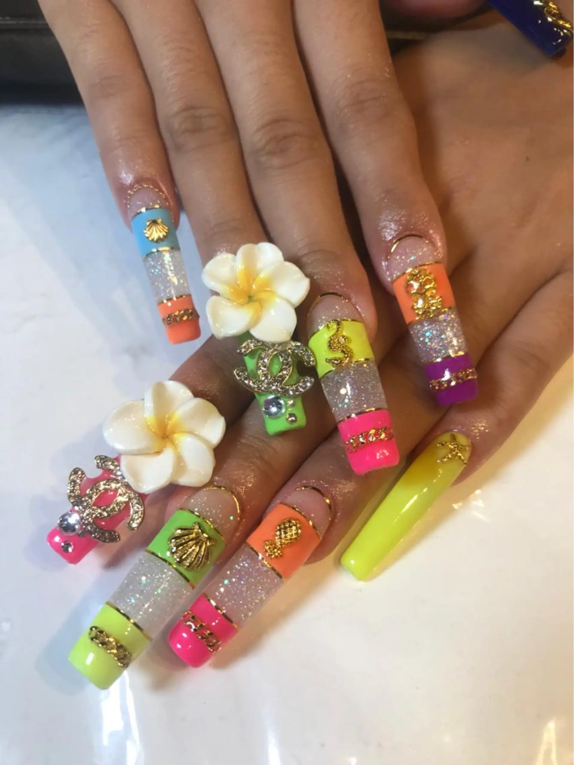 ネイル chatblanc ♡のネイルデザイン