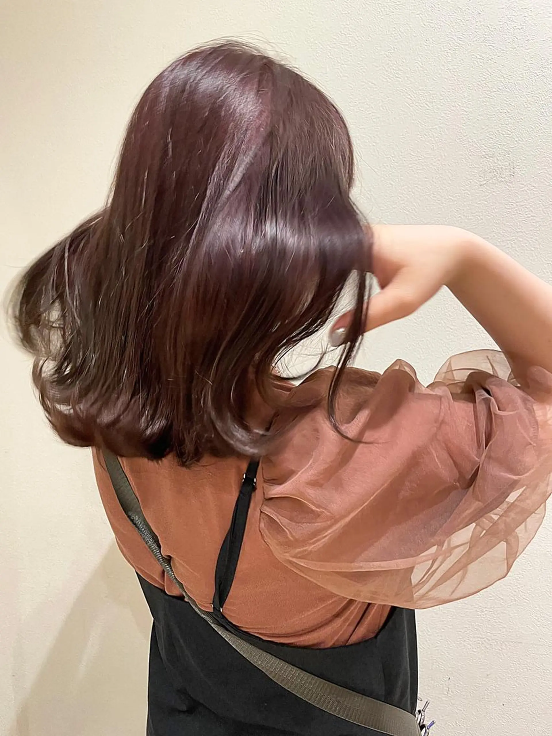 セミロング カラー ヘアアレンジ 🎀野崎 美玖𝜗𝜚˚⋆のヘアスタイル