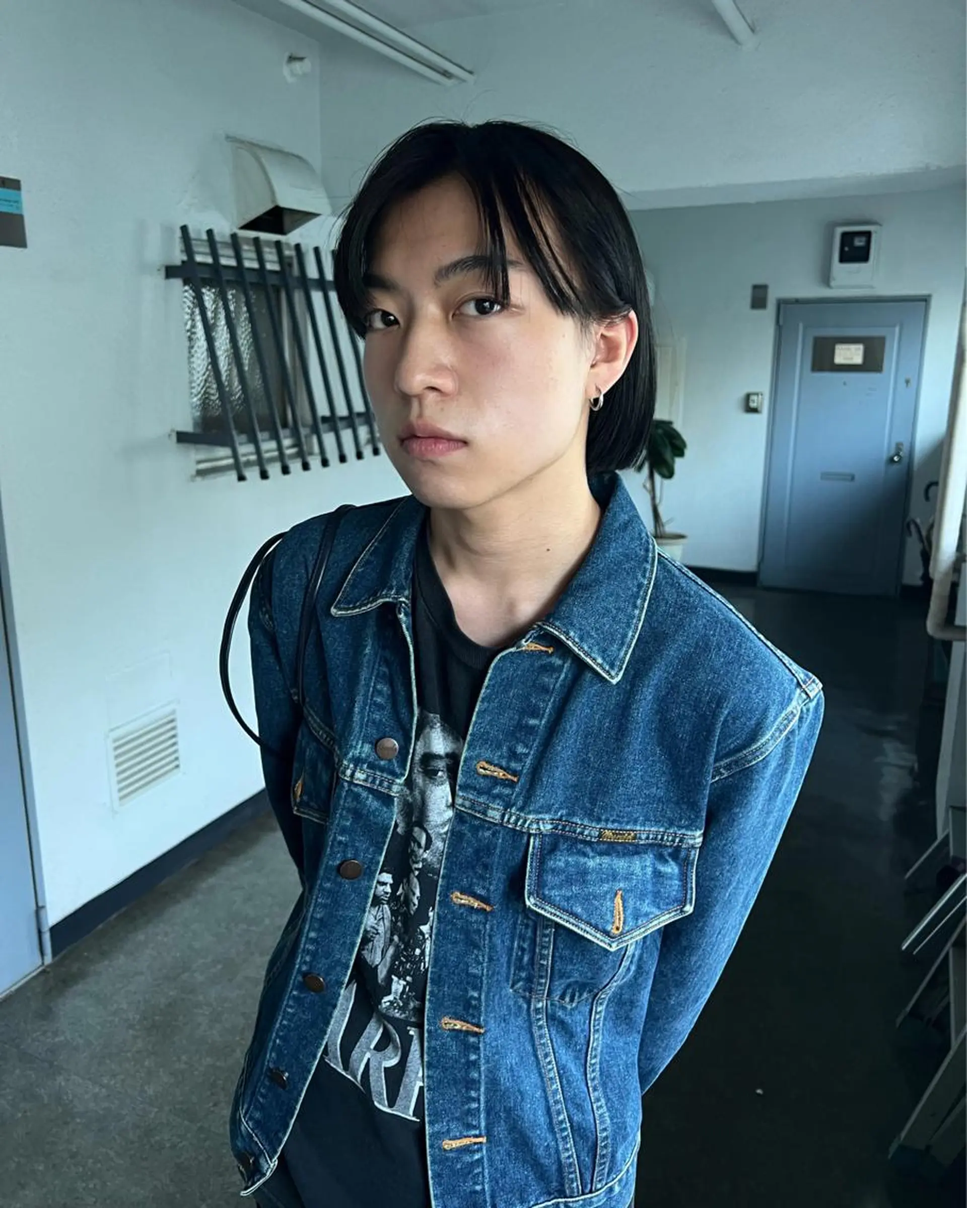 ショート ボブ 退色まで透明感ある ダブルカラー/リクのヘアスタイル