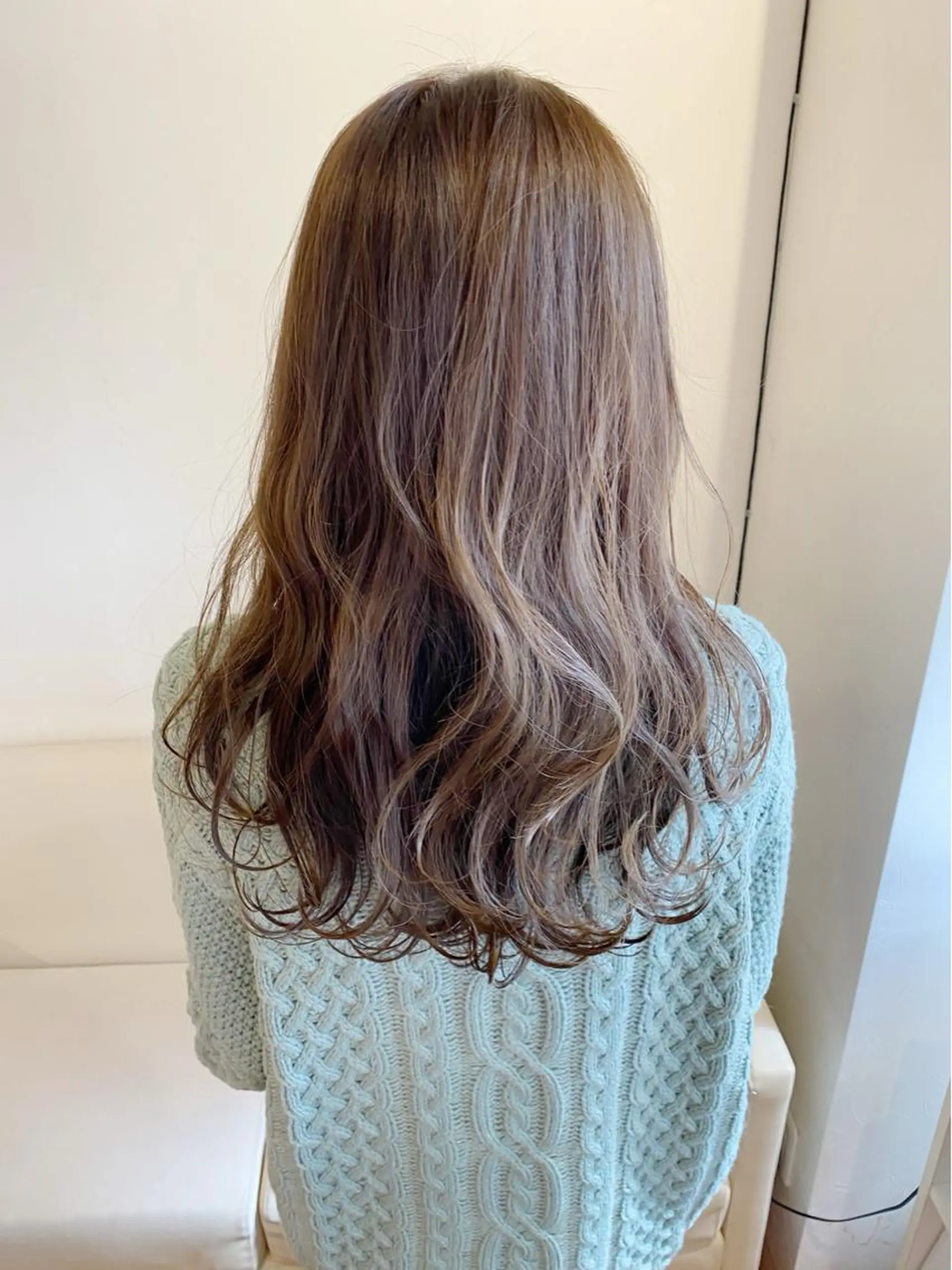 ロング カラー カット ヘアカラー トリートメント 石井 佑樹のヘアスタイル