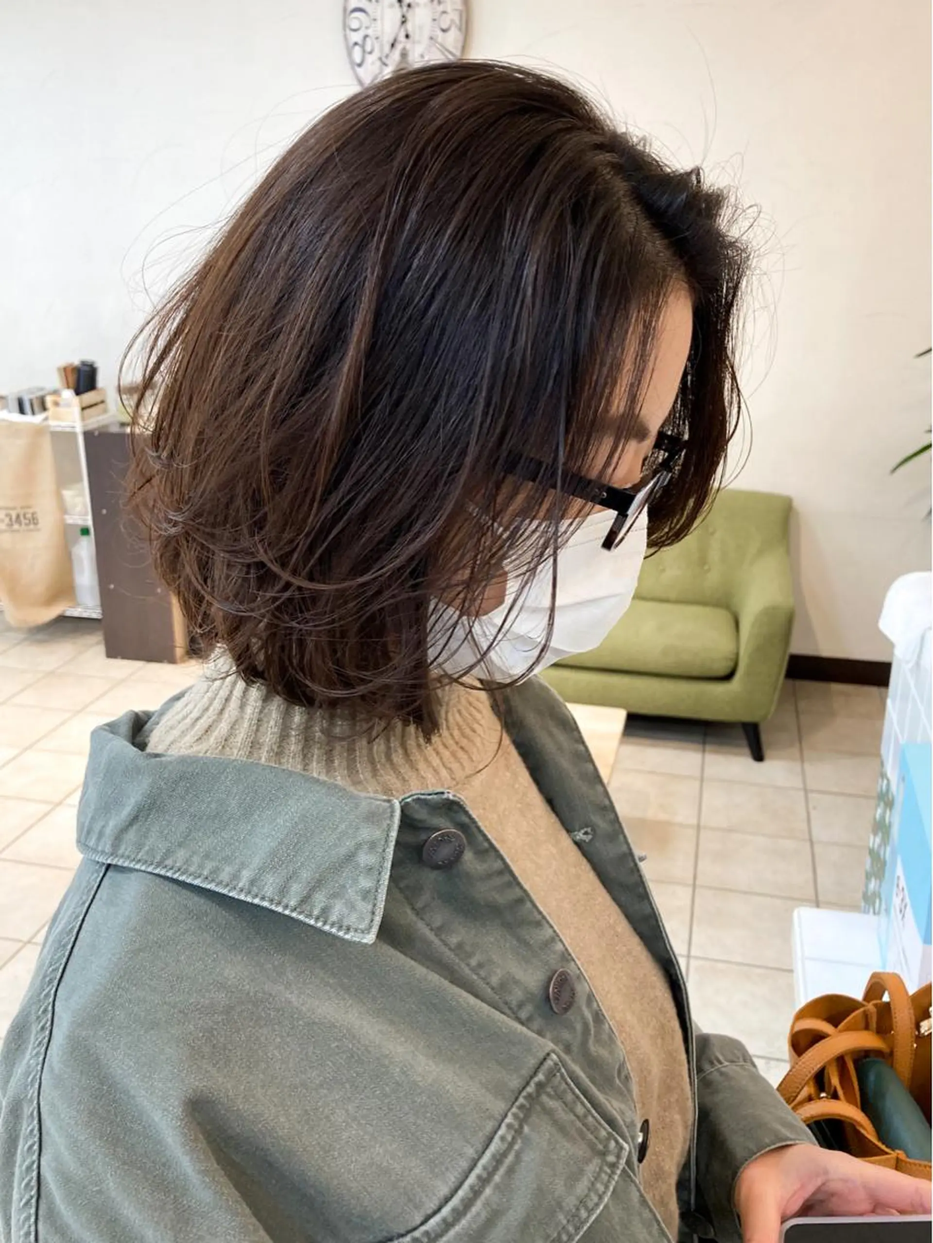 ミディアム レイヤーカット カット トリートメント 樋野 亮のヘアスタイル
