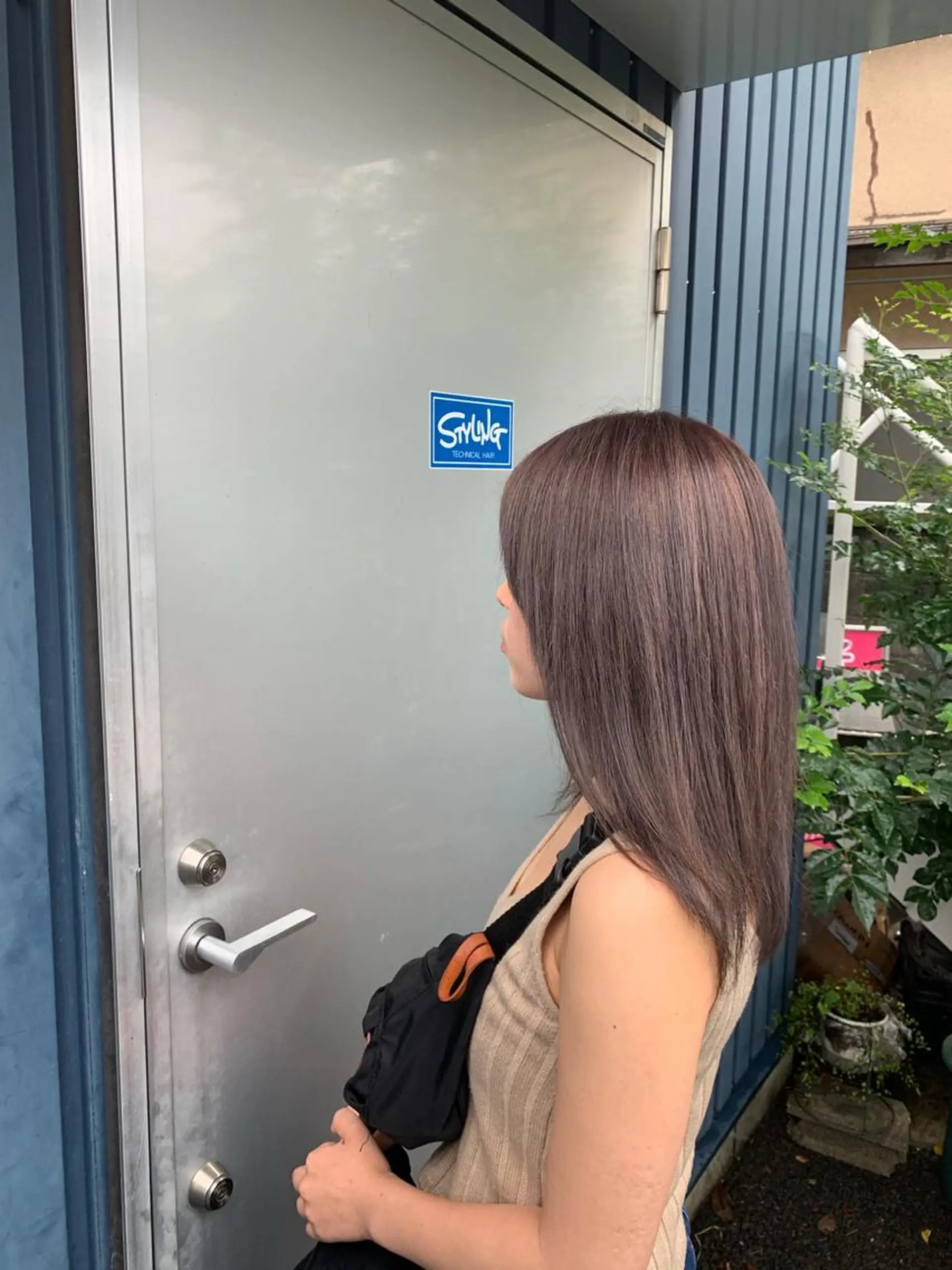 セミロング カラー アッシュ ラベンダーカラー ラベンダーアッシュ Tina所属・「Tina」一木 智之のヘアスタイル