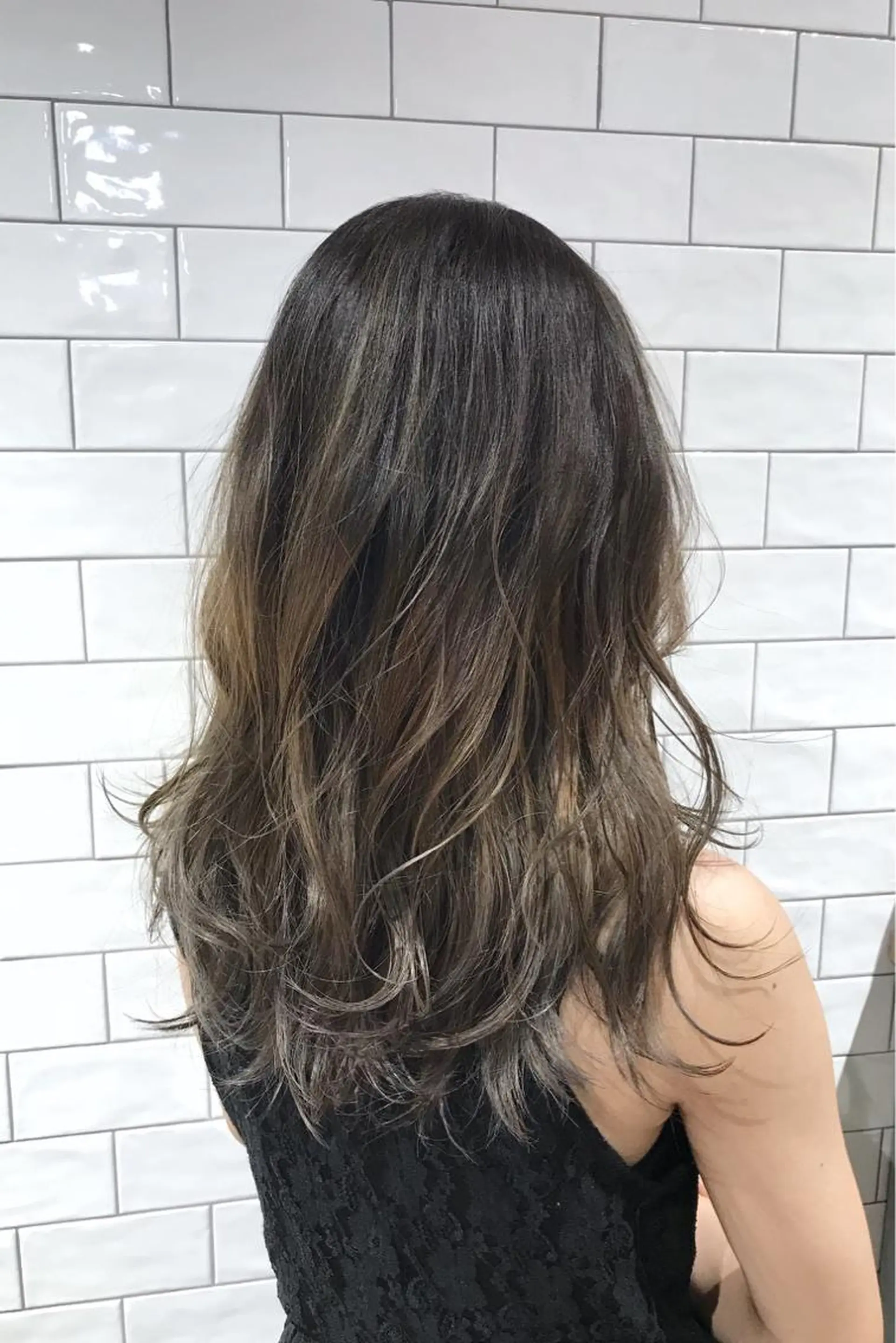 セミロング カラー 原山 直人のヘアスタイル