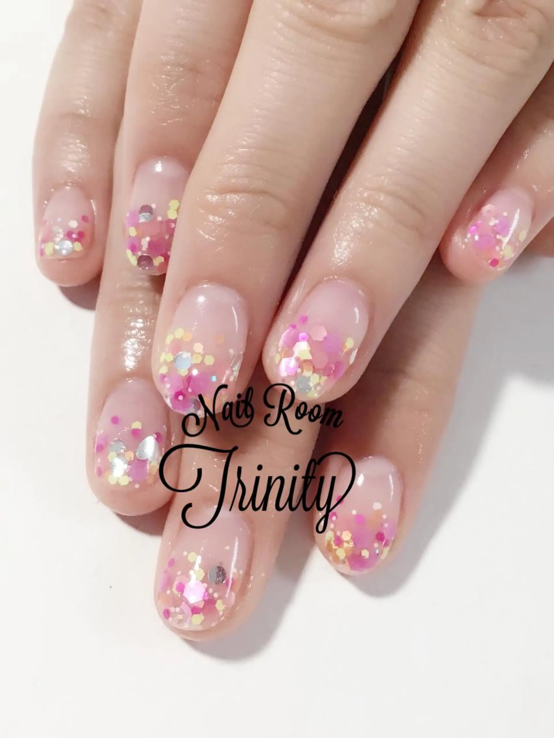 ネイル Trinity staffのネイルデザイン