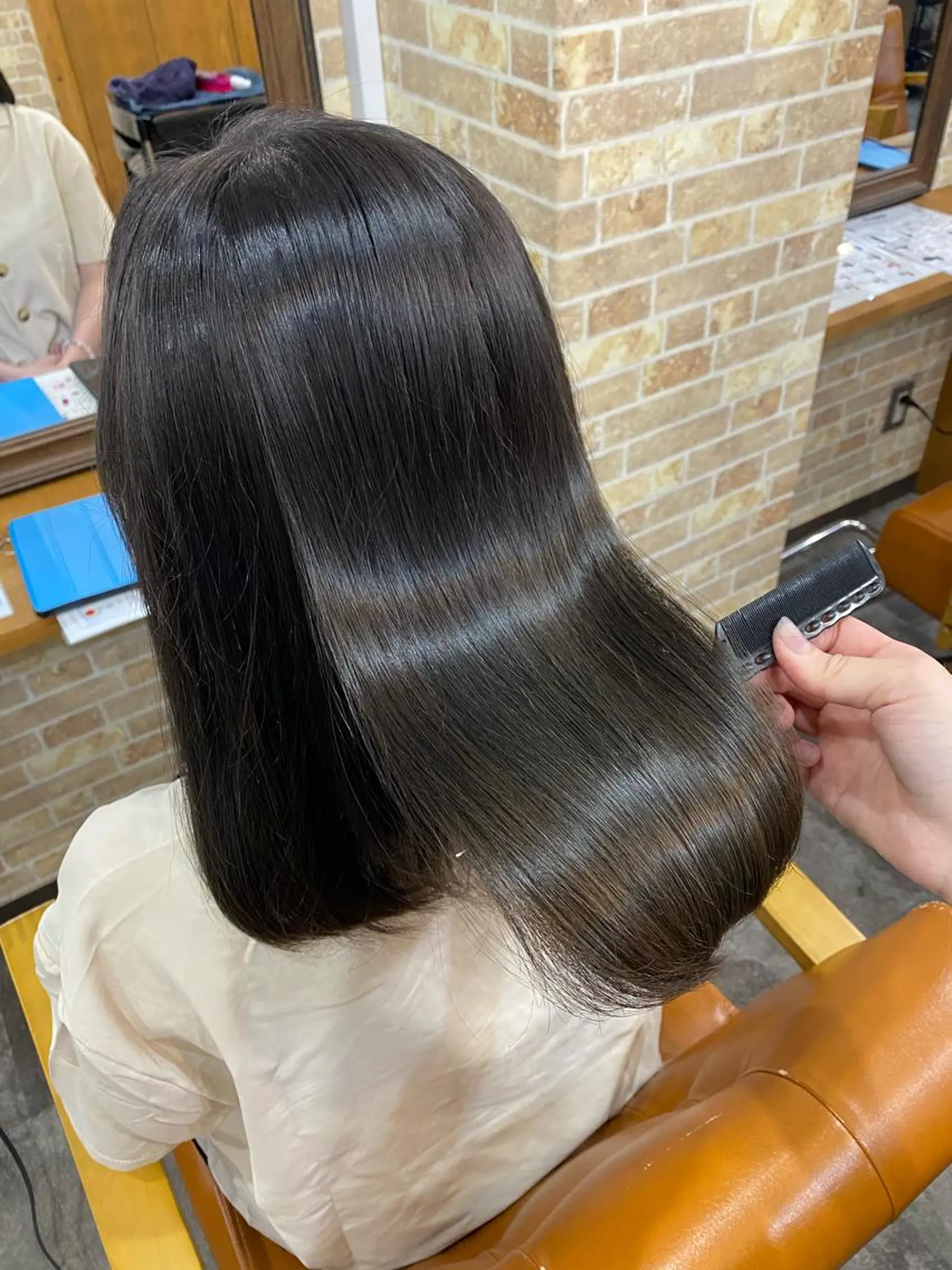ミディアム 美髪ヘア 🤍erikaのヘアスタイル