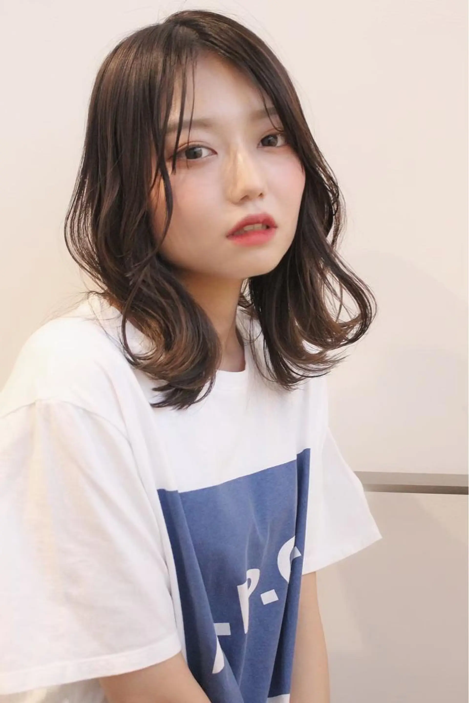 ミディアム カット パーマ レイヤーカット・ 縮毛矯正 星野のヘアスタイル