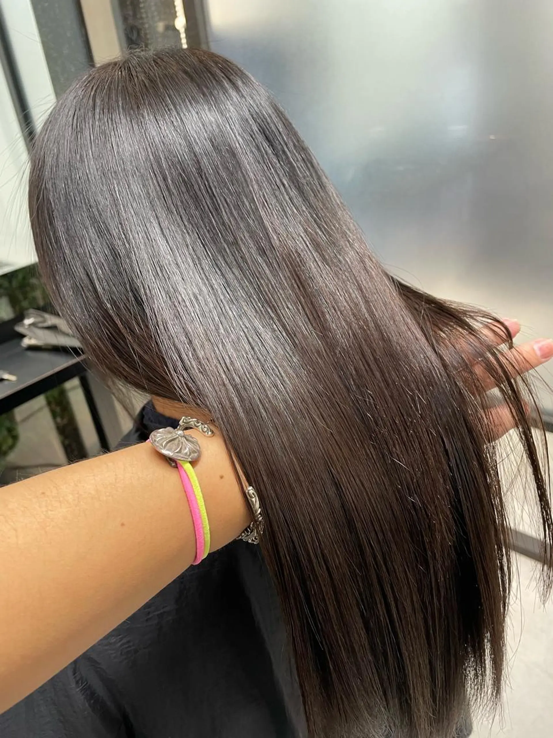 ミディアム カラー ヘアアレンジ イルミナカラー 髪質改善 トリートメント トリートメント 髪質改善×ハイトーン 中田啄也のヘアスタイル